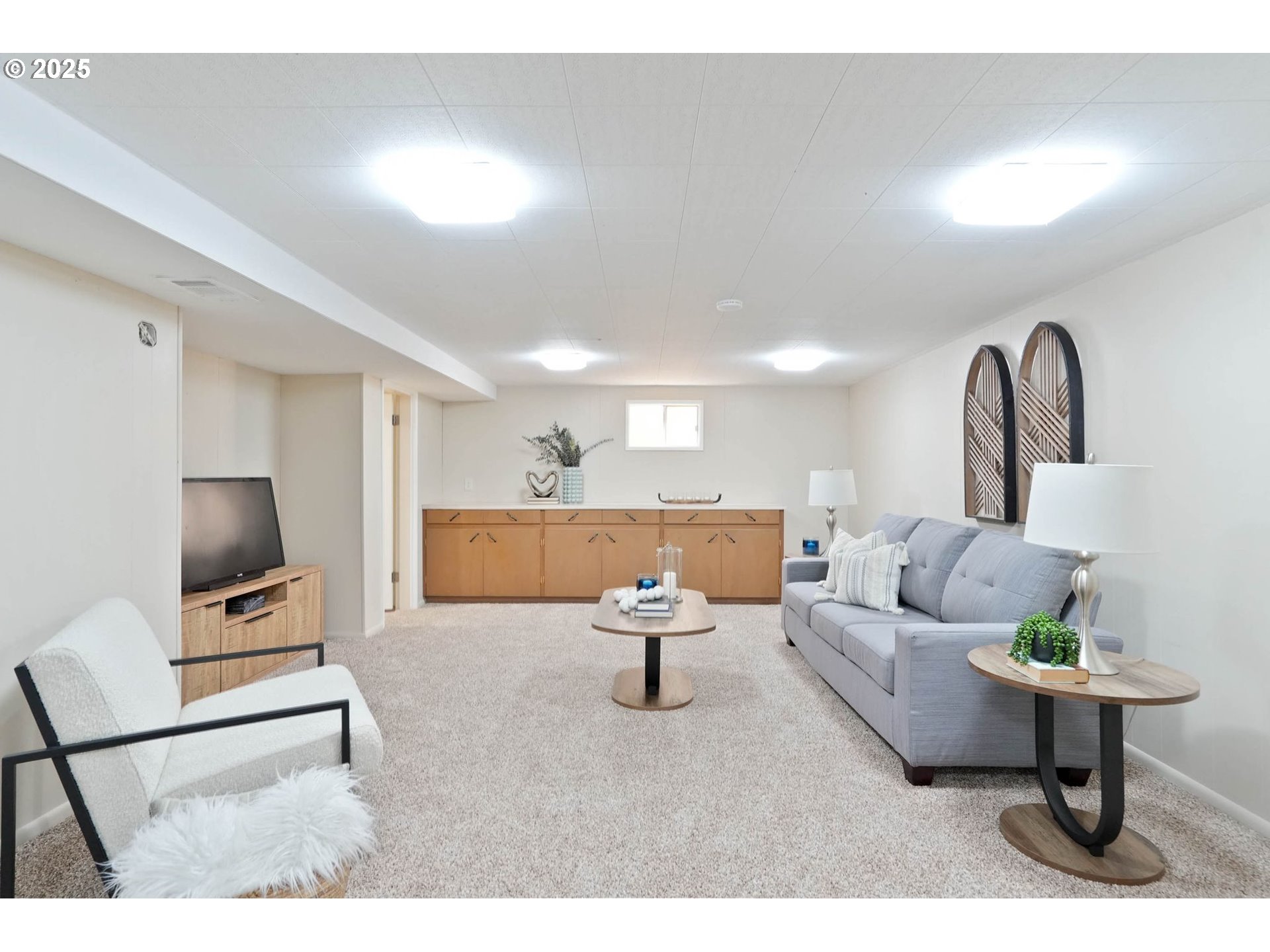 property viewer photo 26