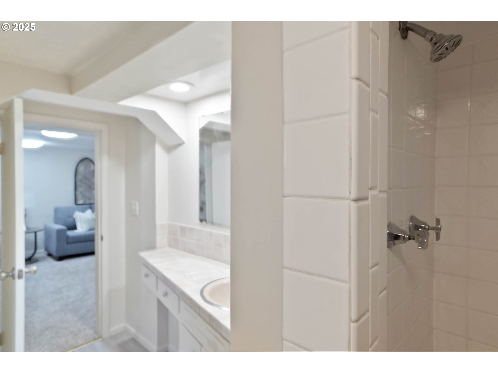property viewer photo 29