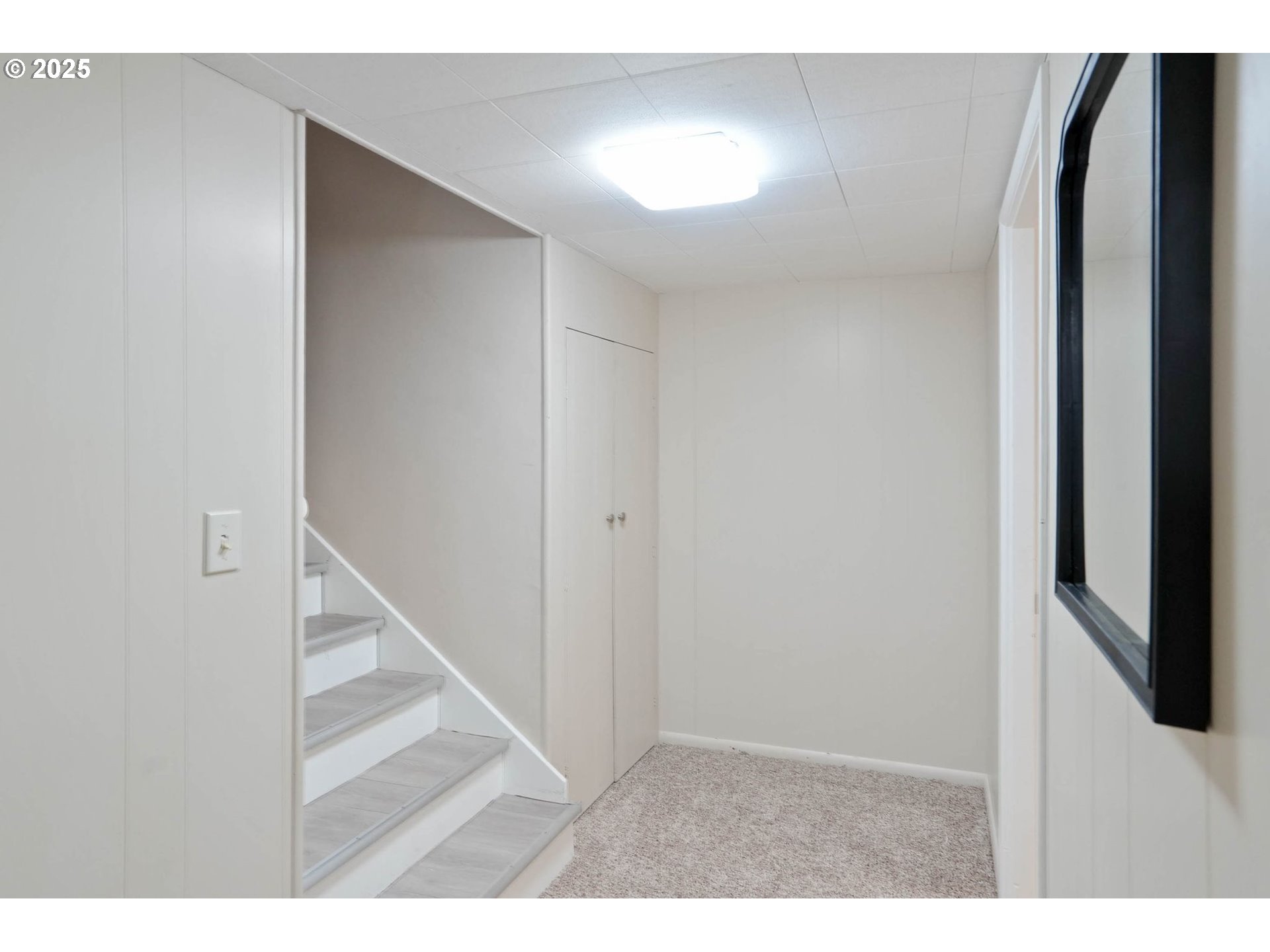 property viewer photo 31
