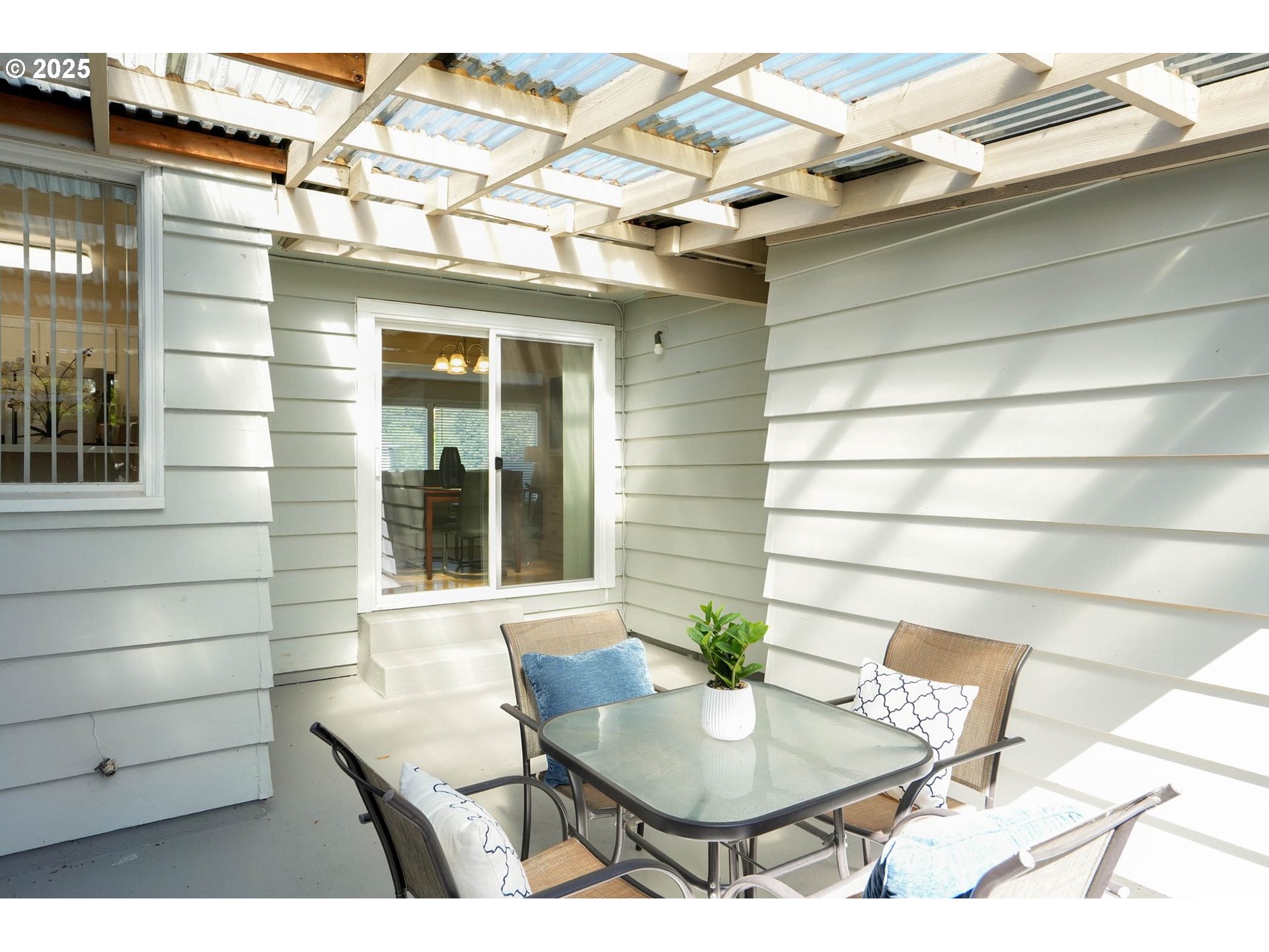 property viewer photo 34