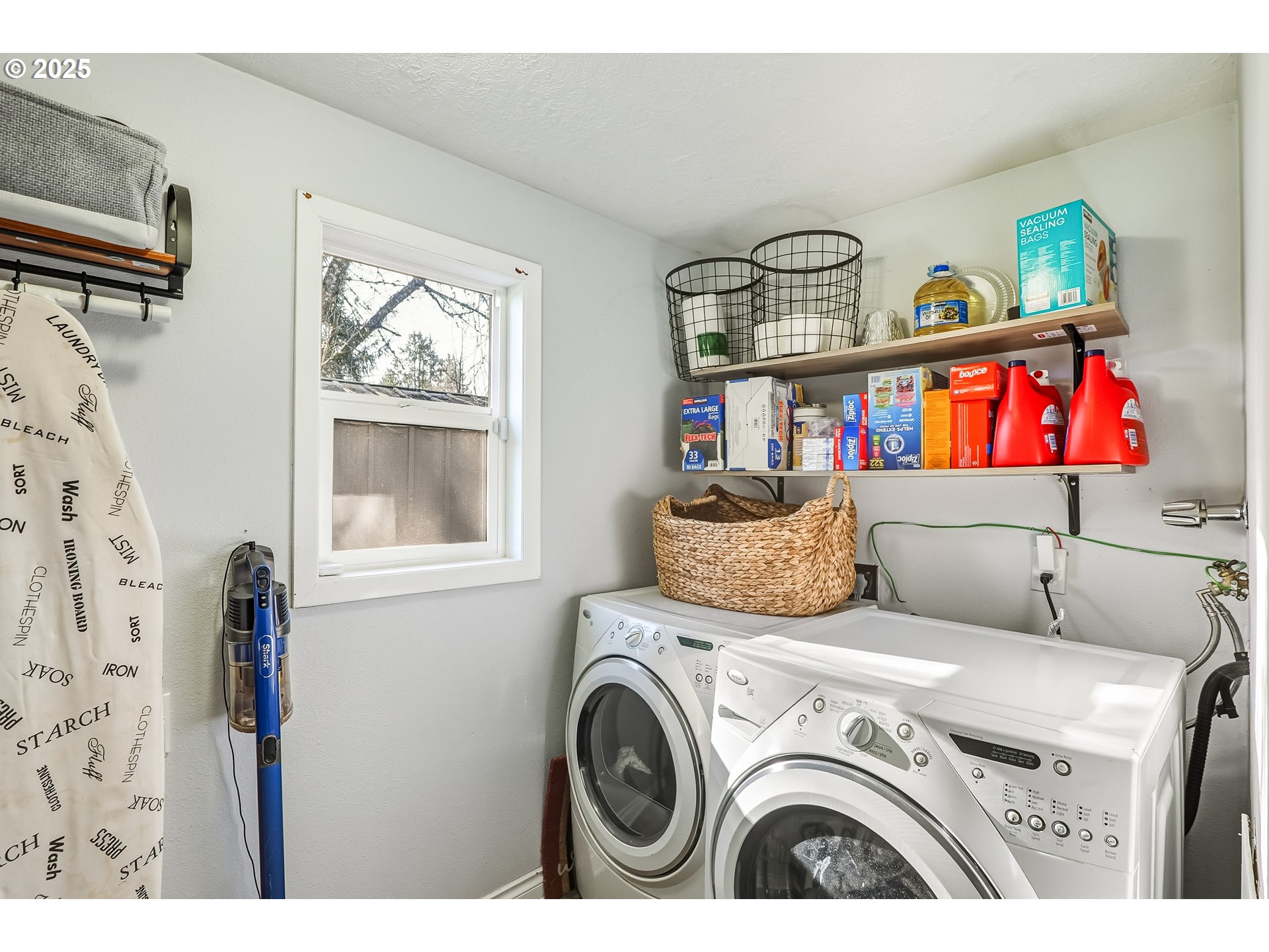 property viewer photo 16