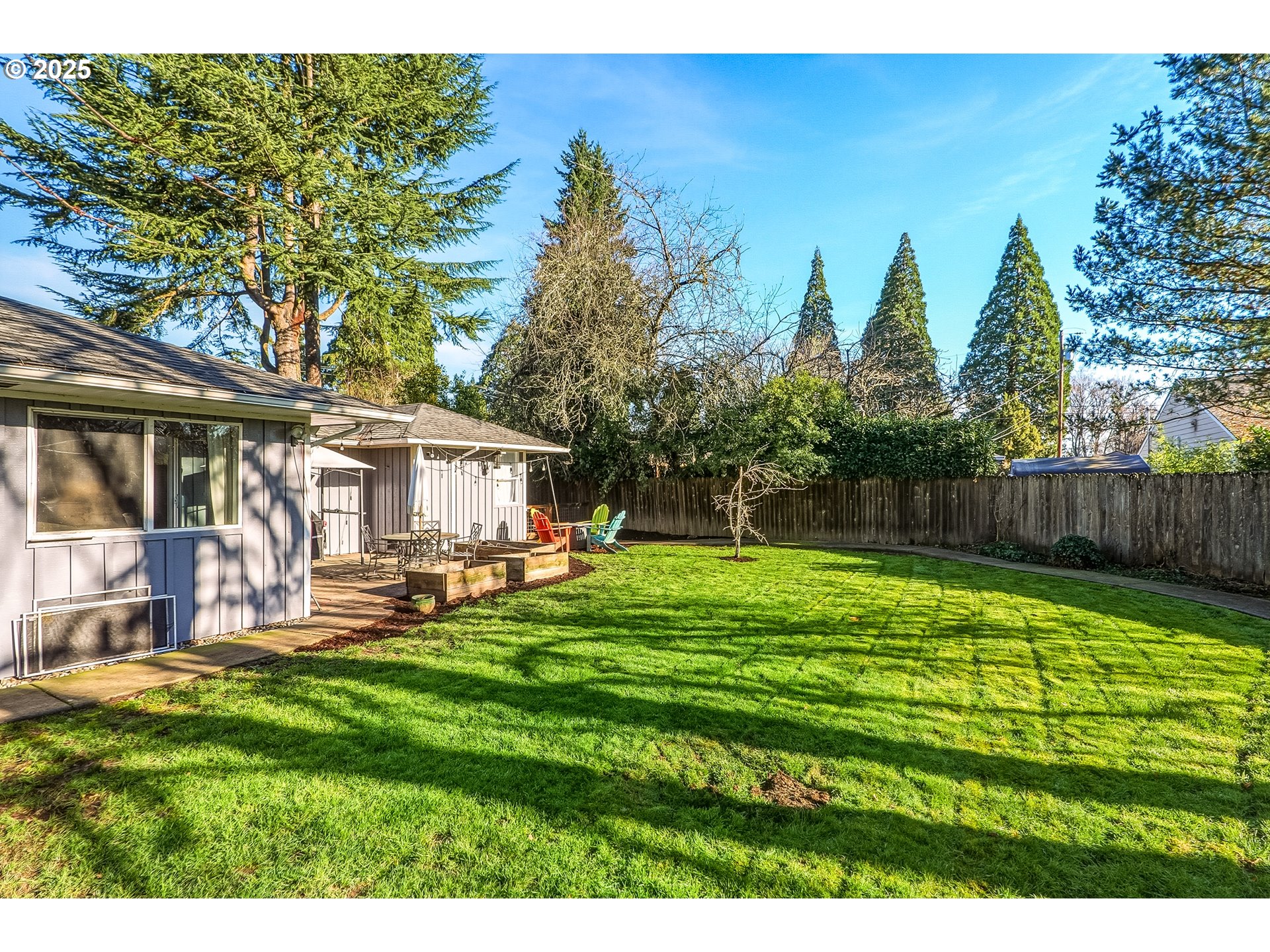 property viewer photo 23