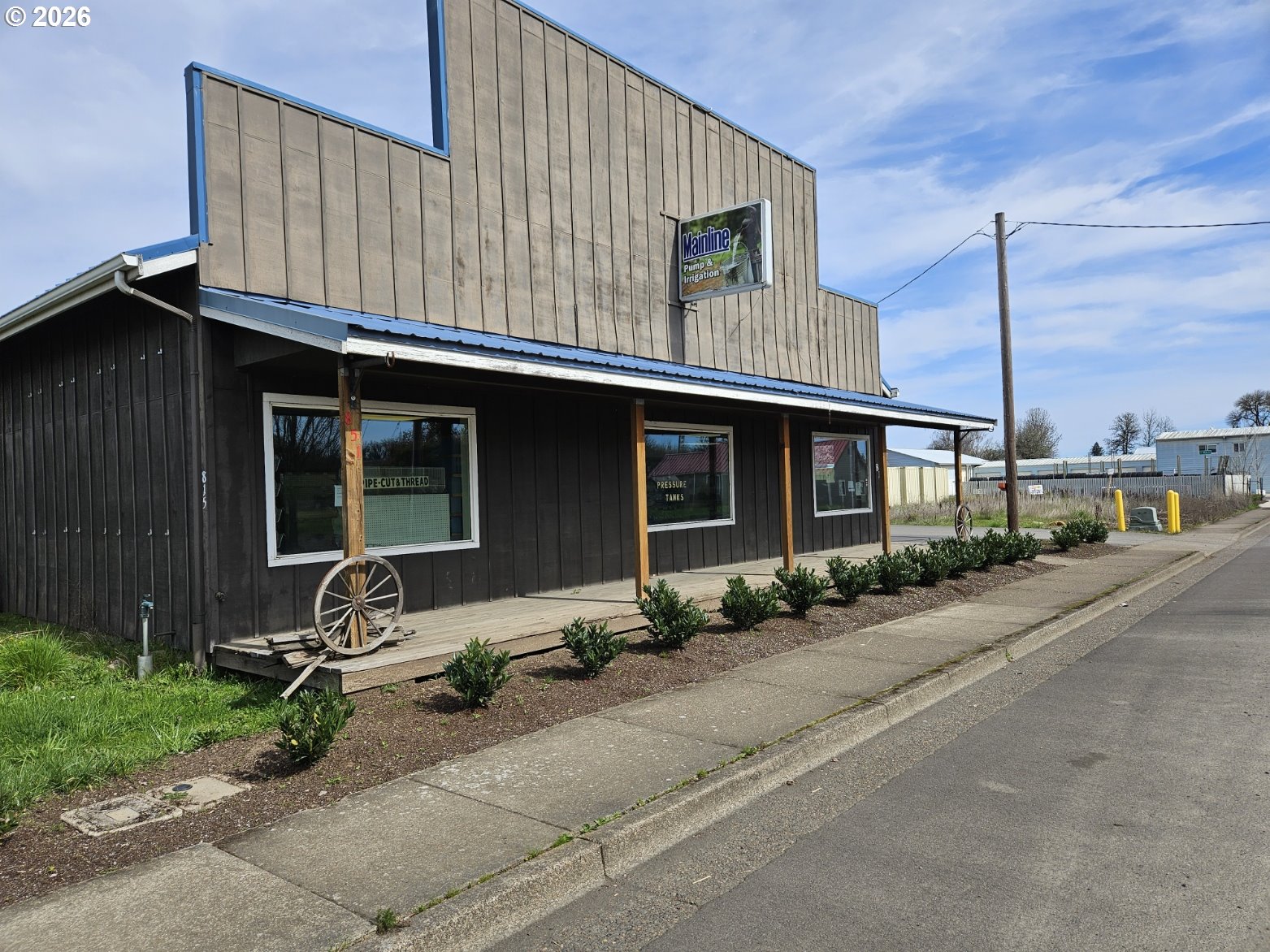 main property photo 2