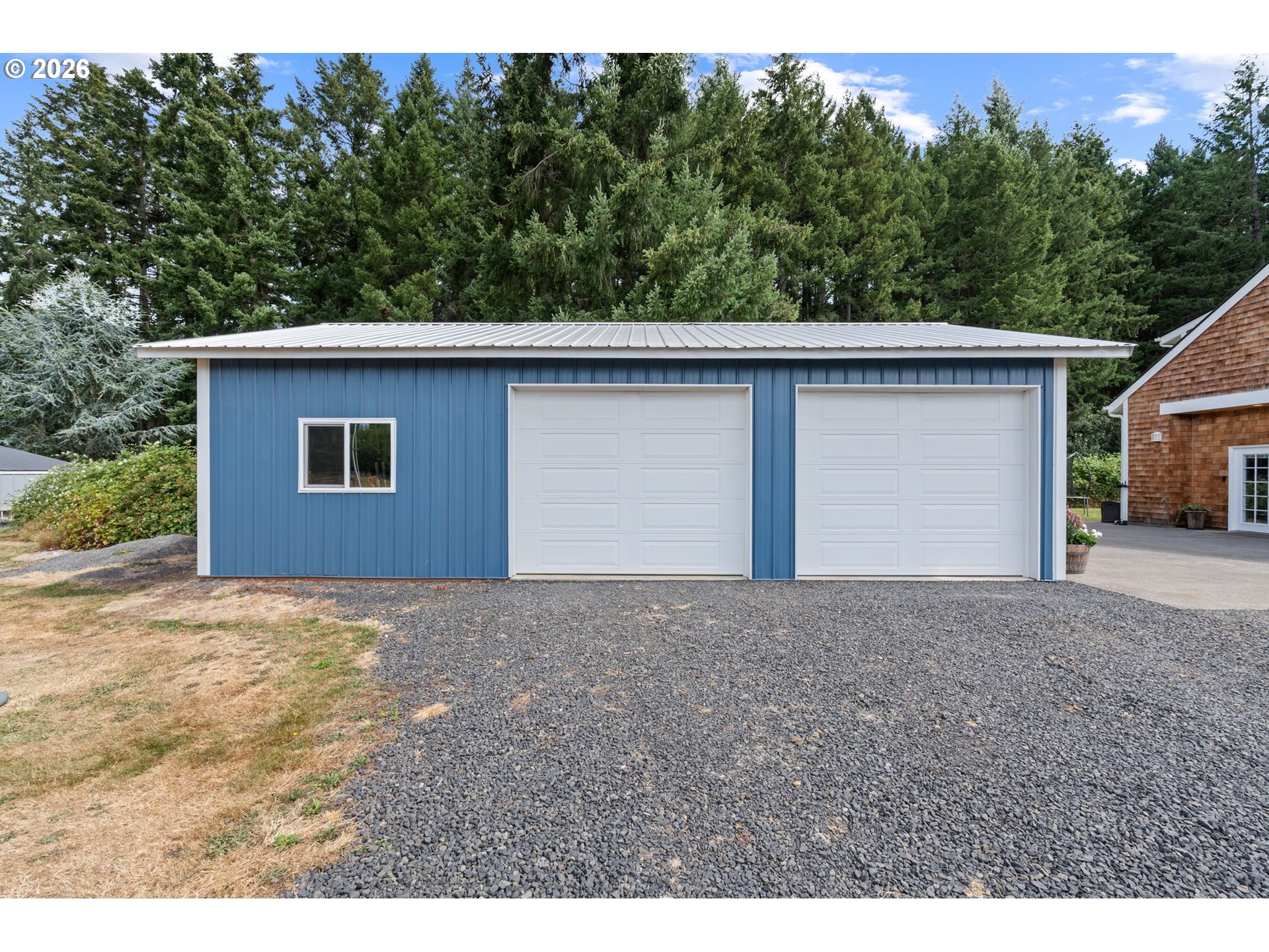 main property photo 44