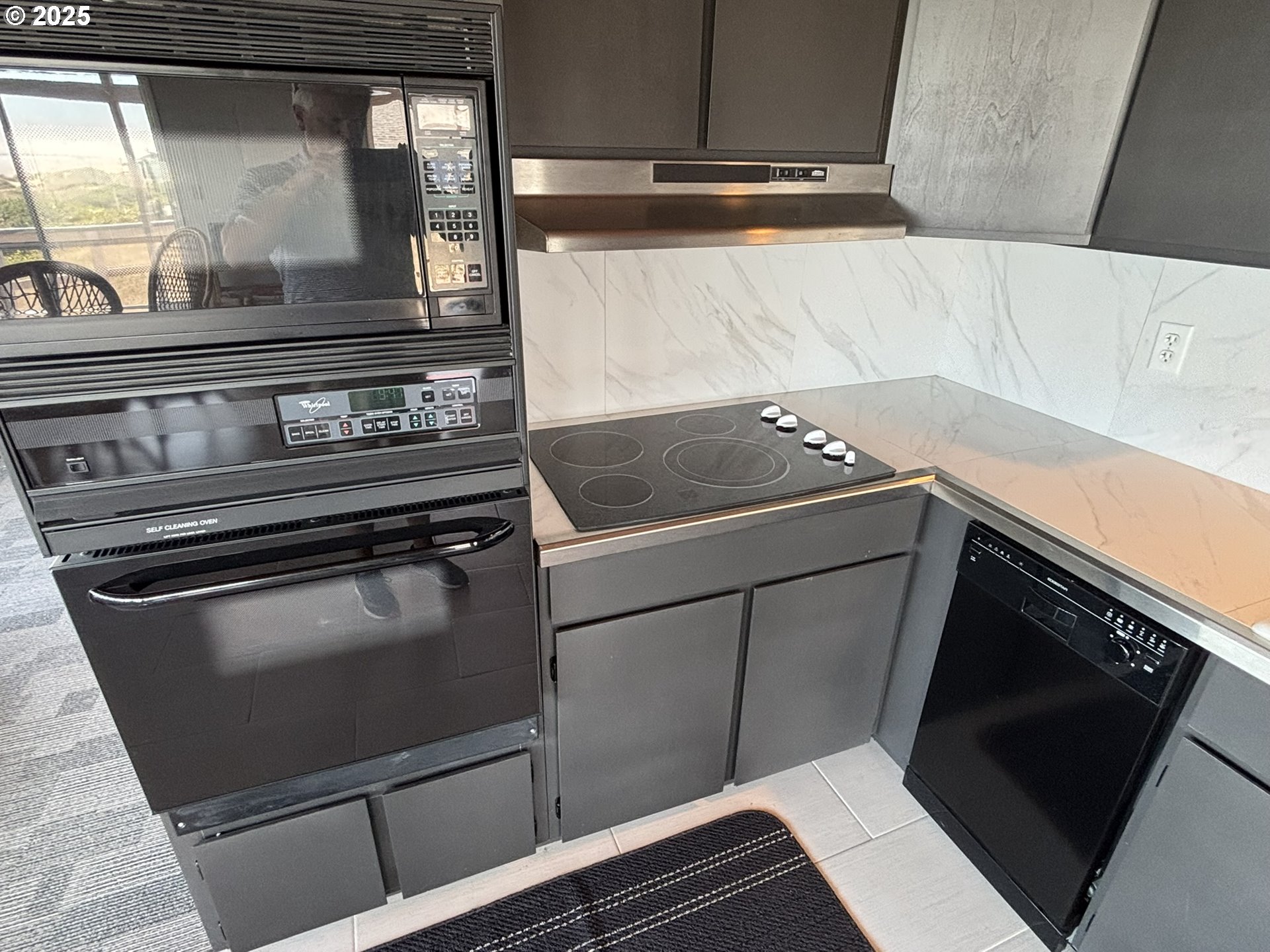 property viewer photo 21