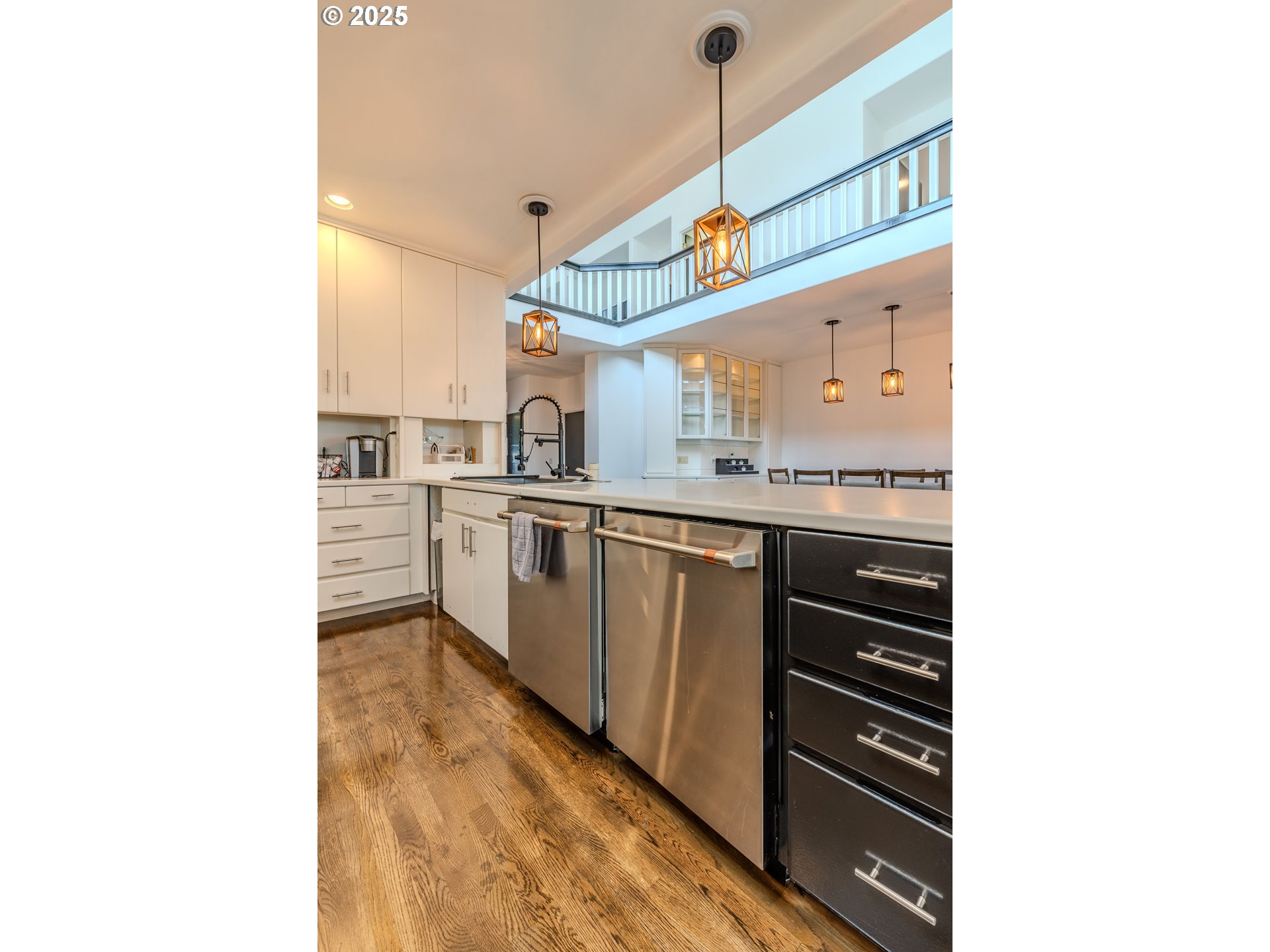 property viewer photo 20