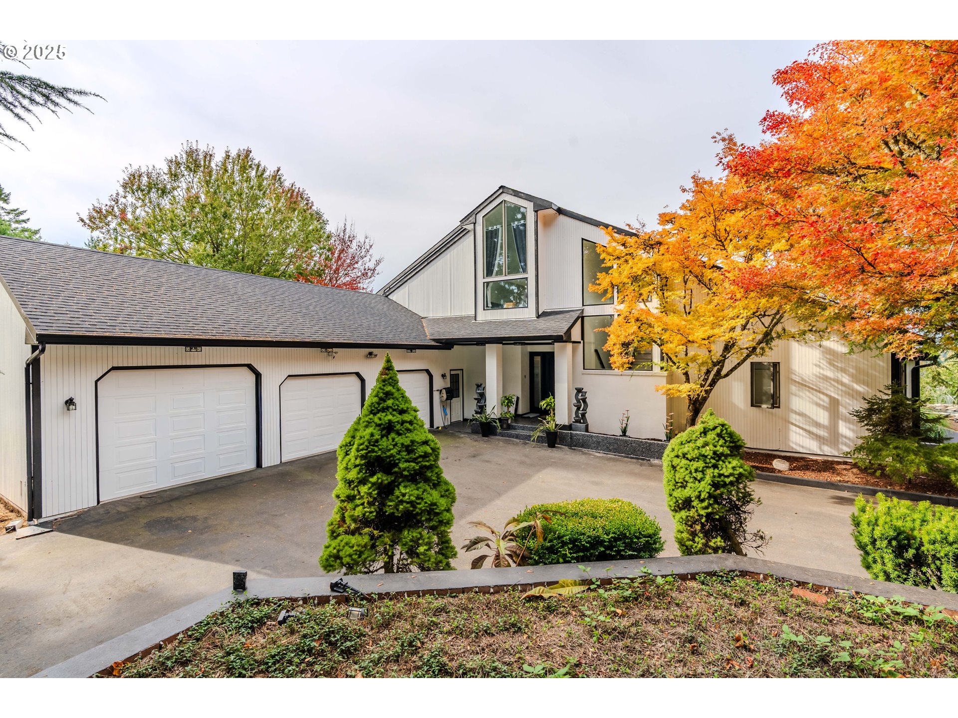 property viewer photo 5