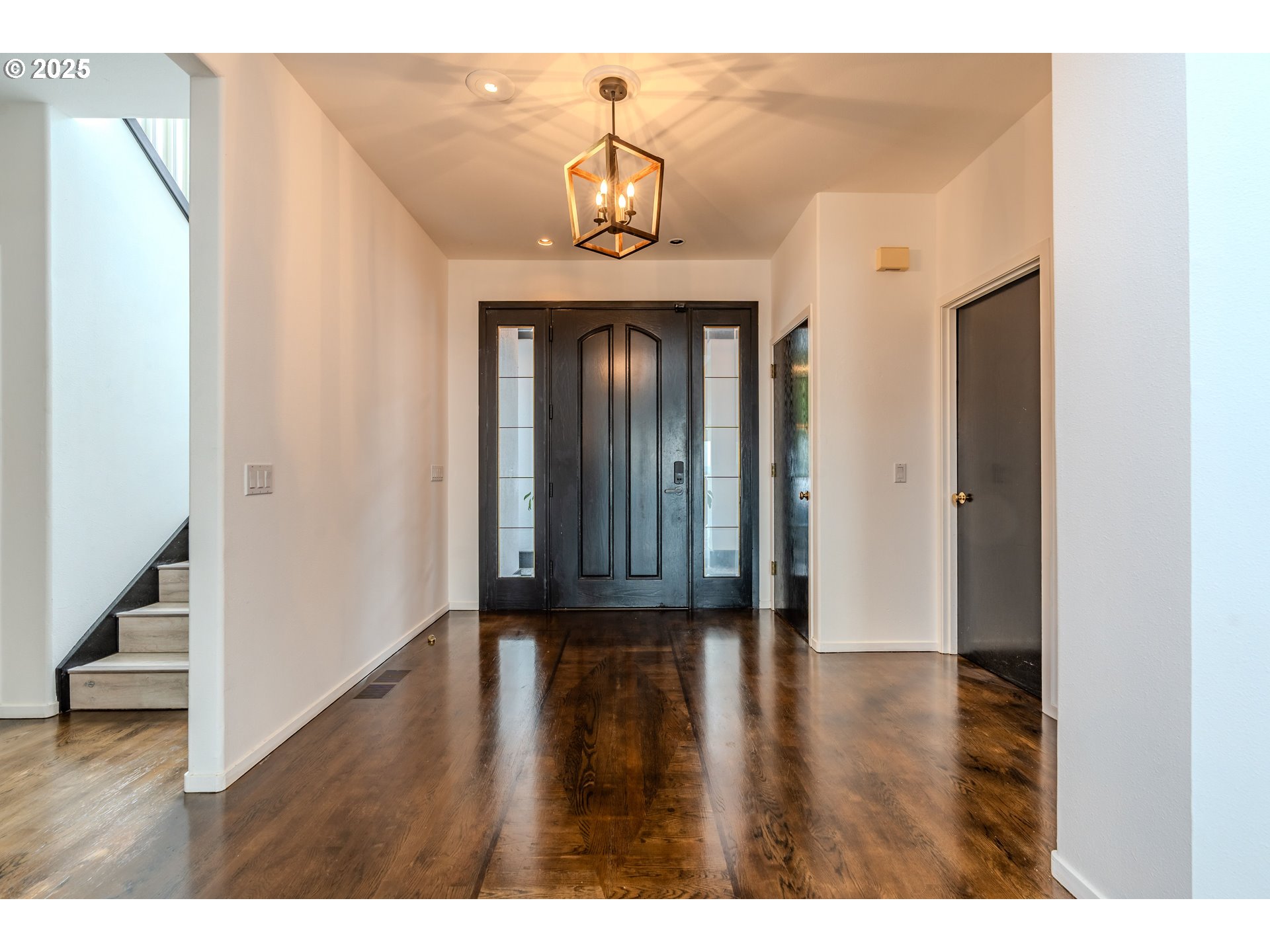 property viewer photo 7
