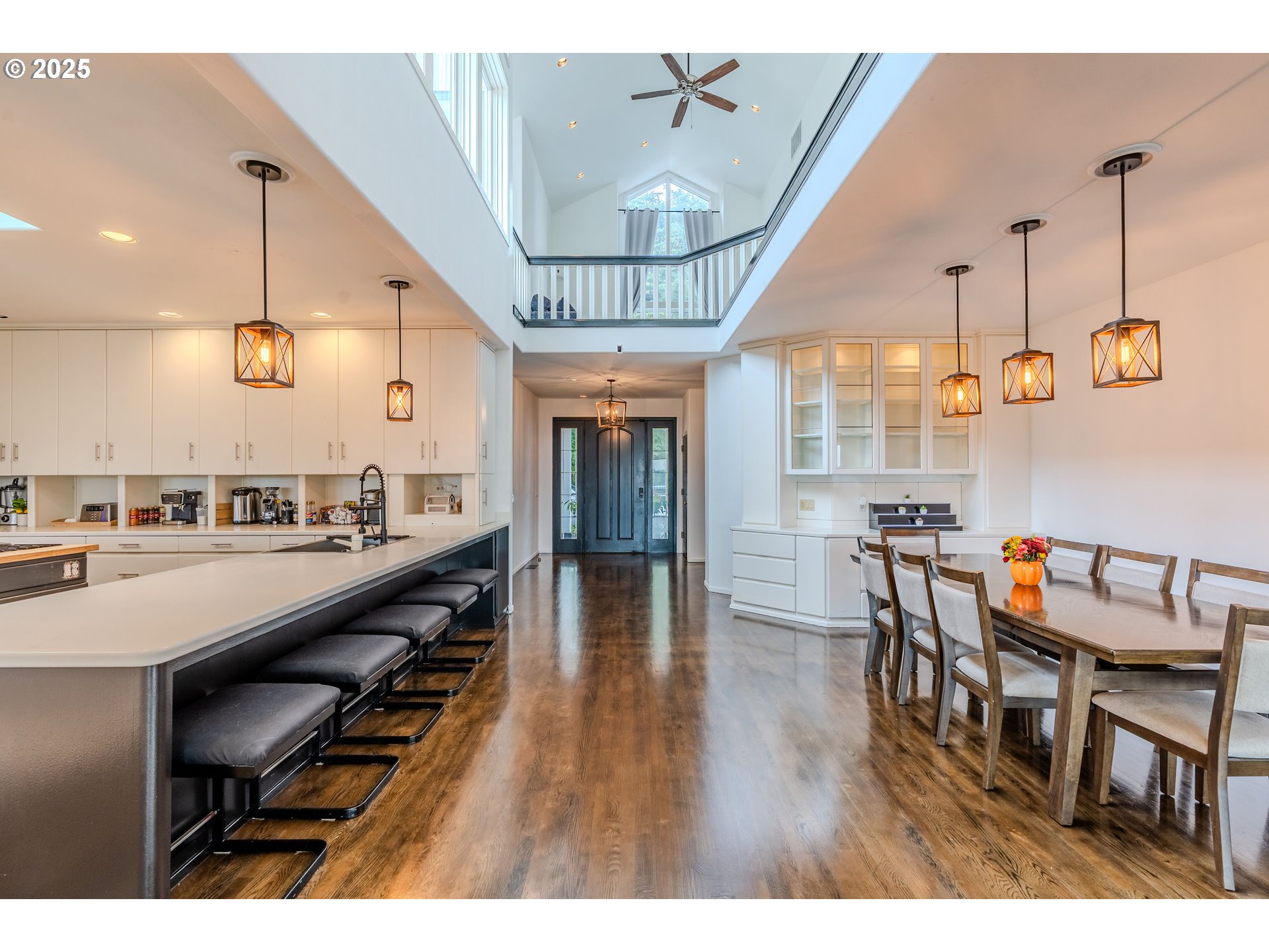 property viewer photo 8