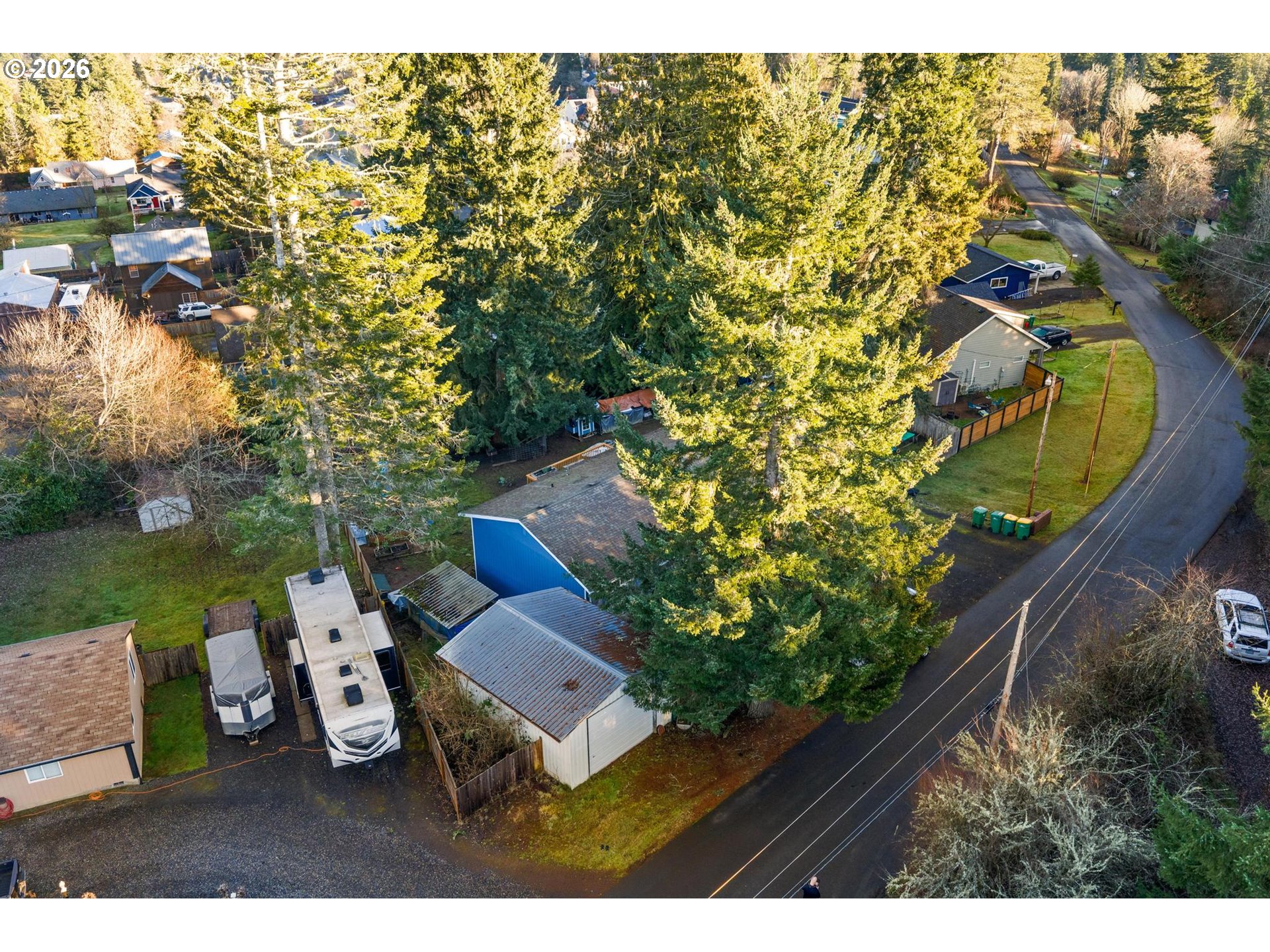 main property photo 35