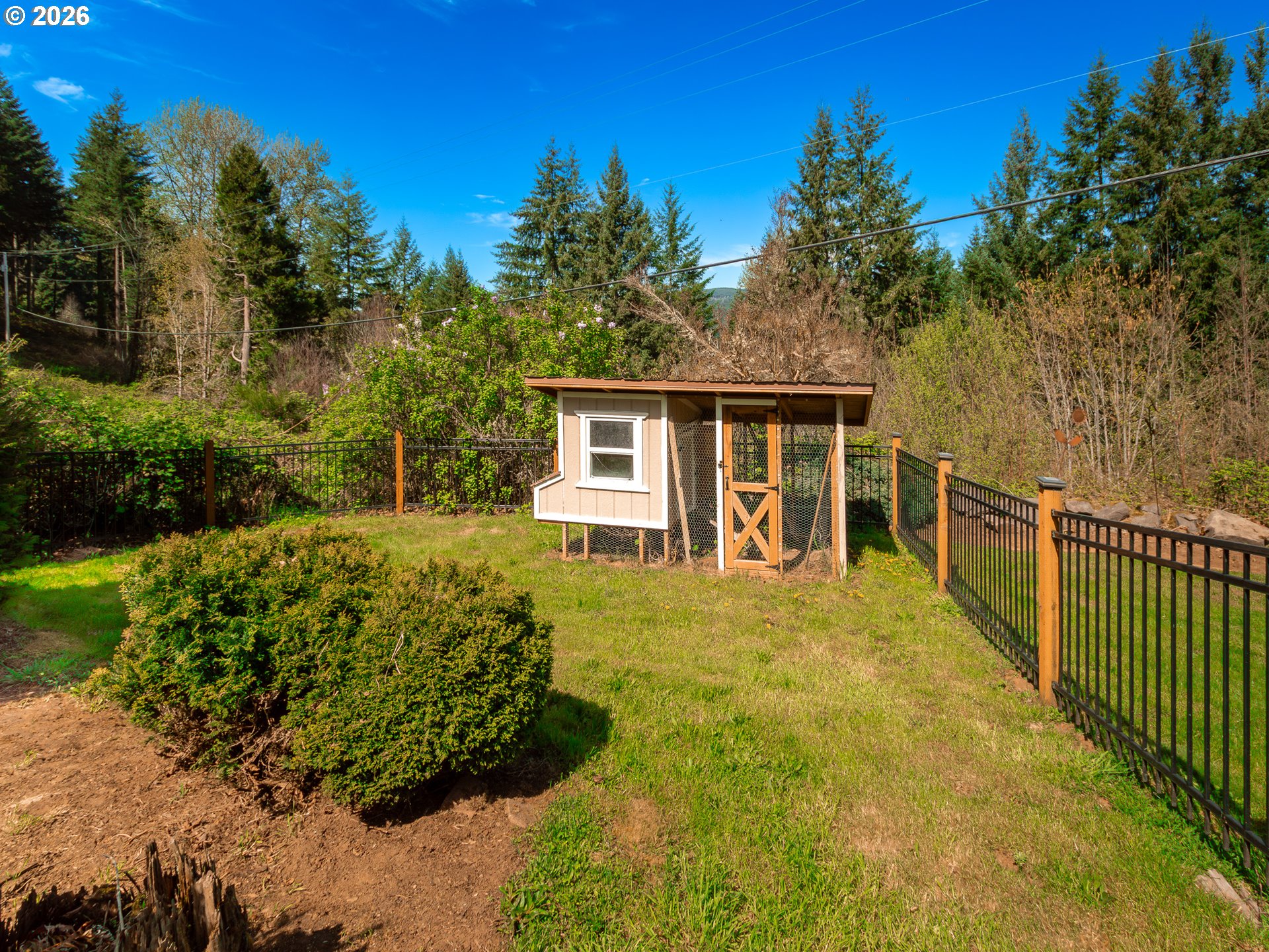 main property photo 38