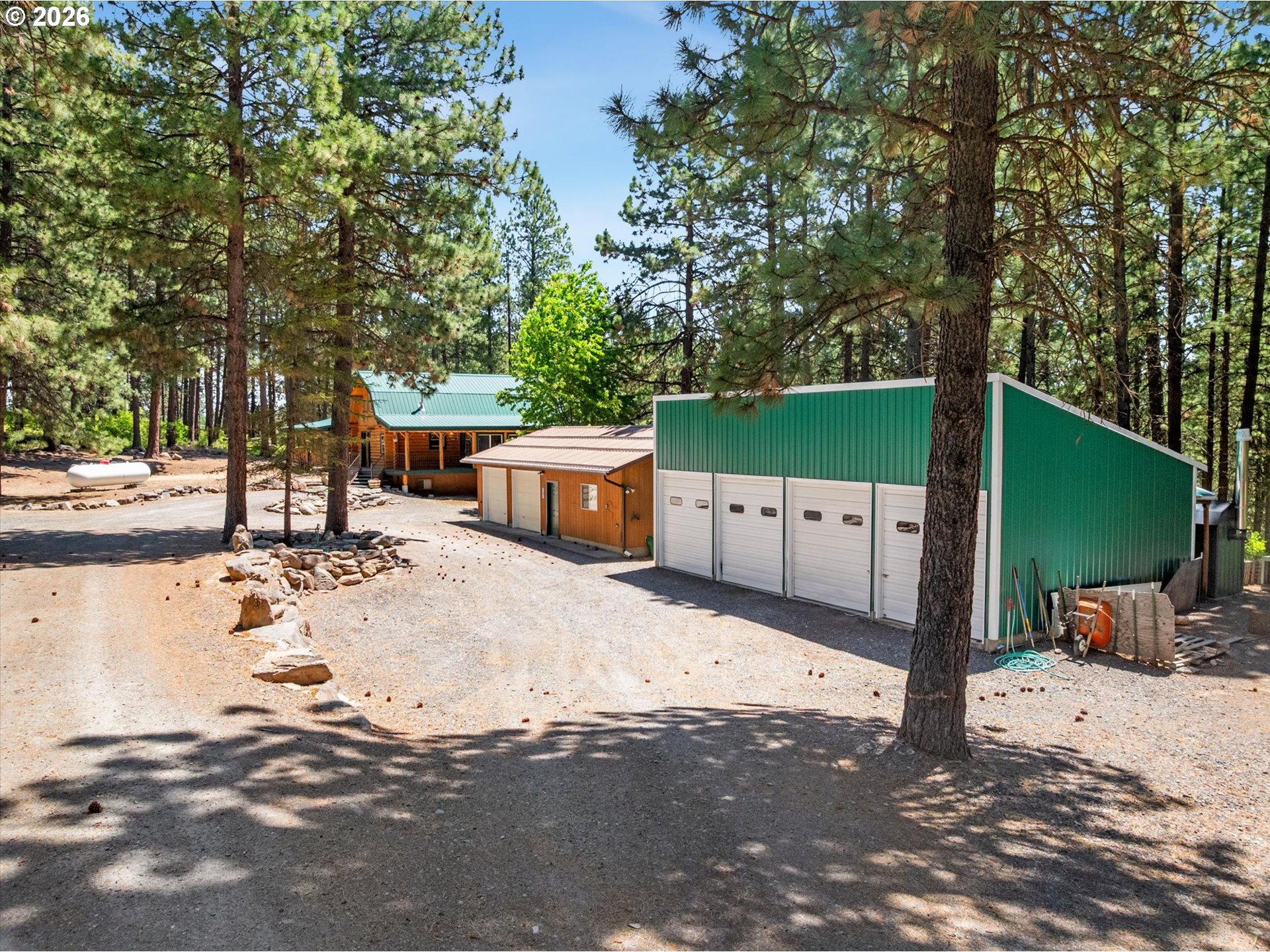 main property photo 2