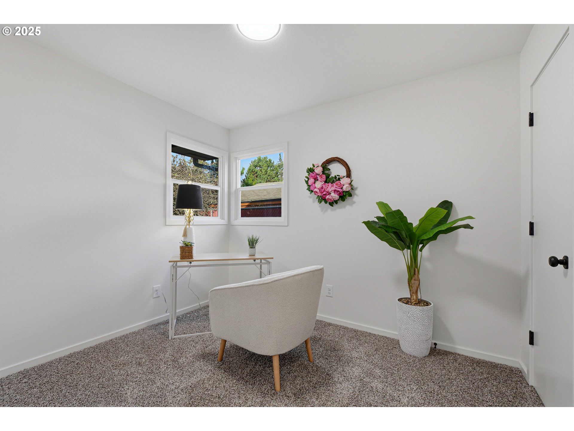 property viewer photo 17