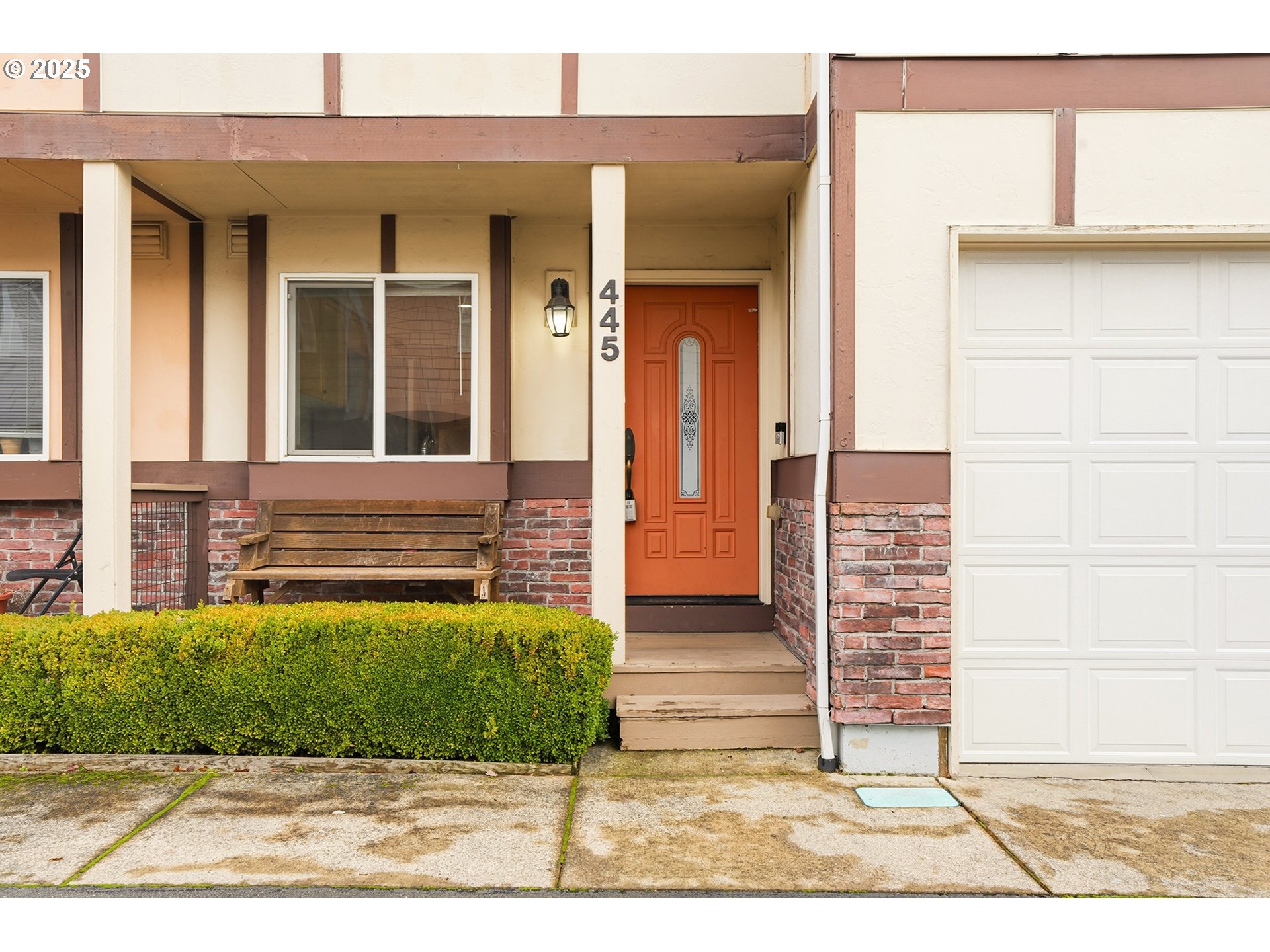 property viewer photo 1
