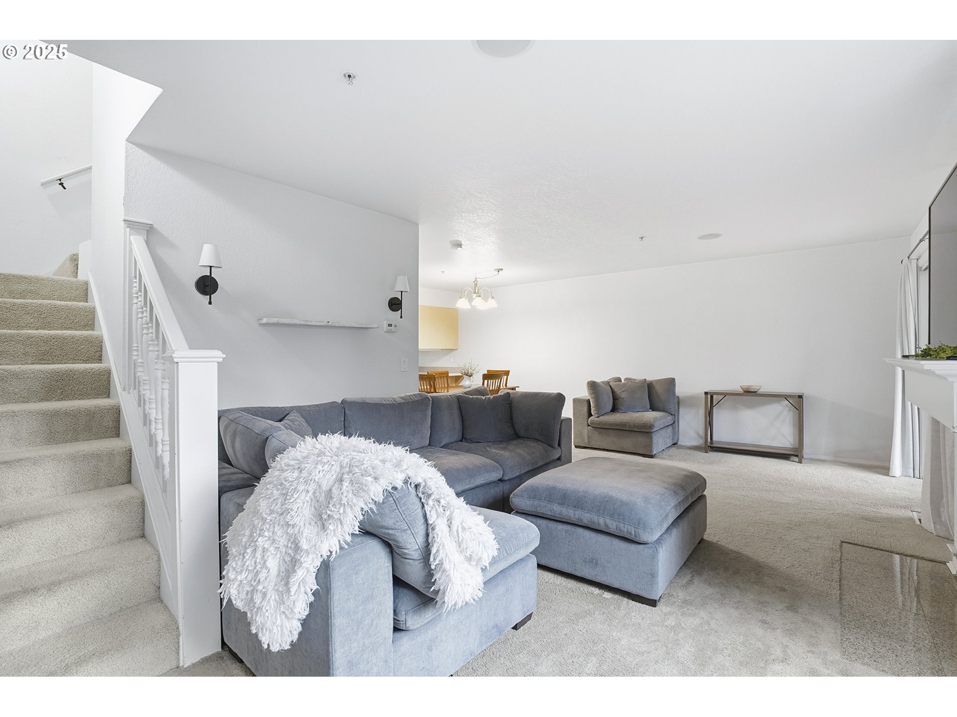 property viewer photo 14
