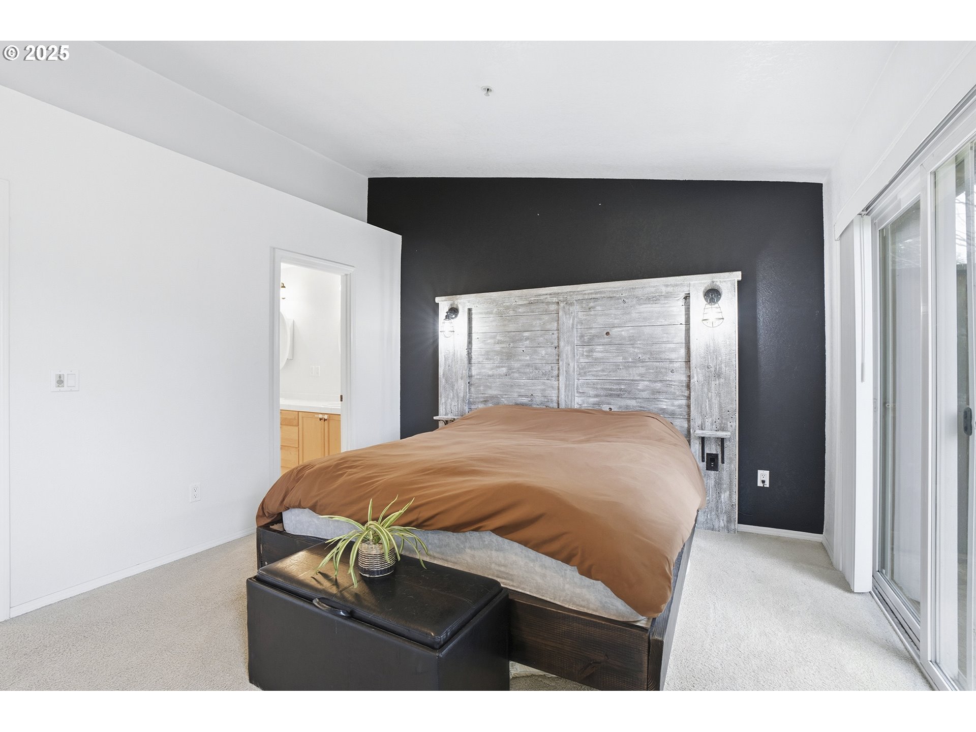 property viewer photo 17