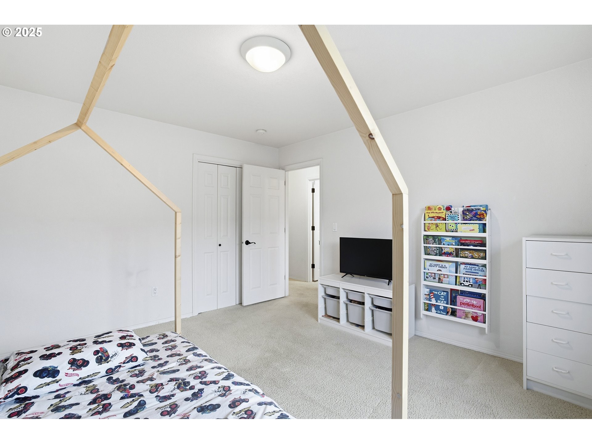 property viewer photo 21