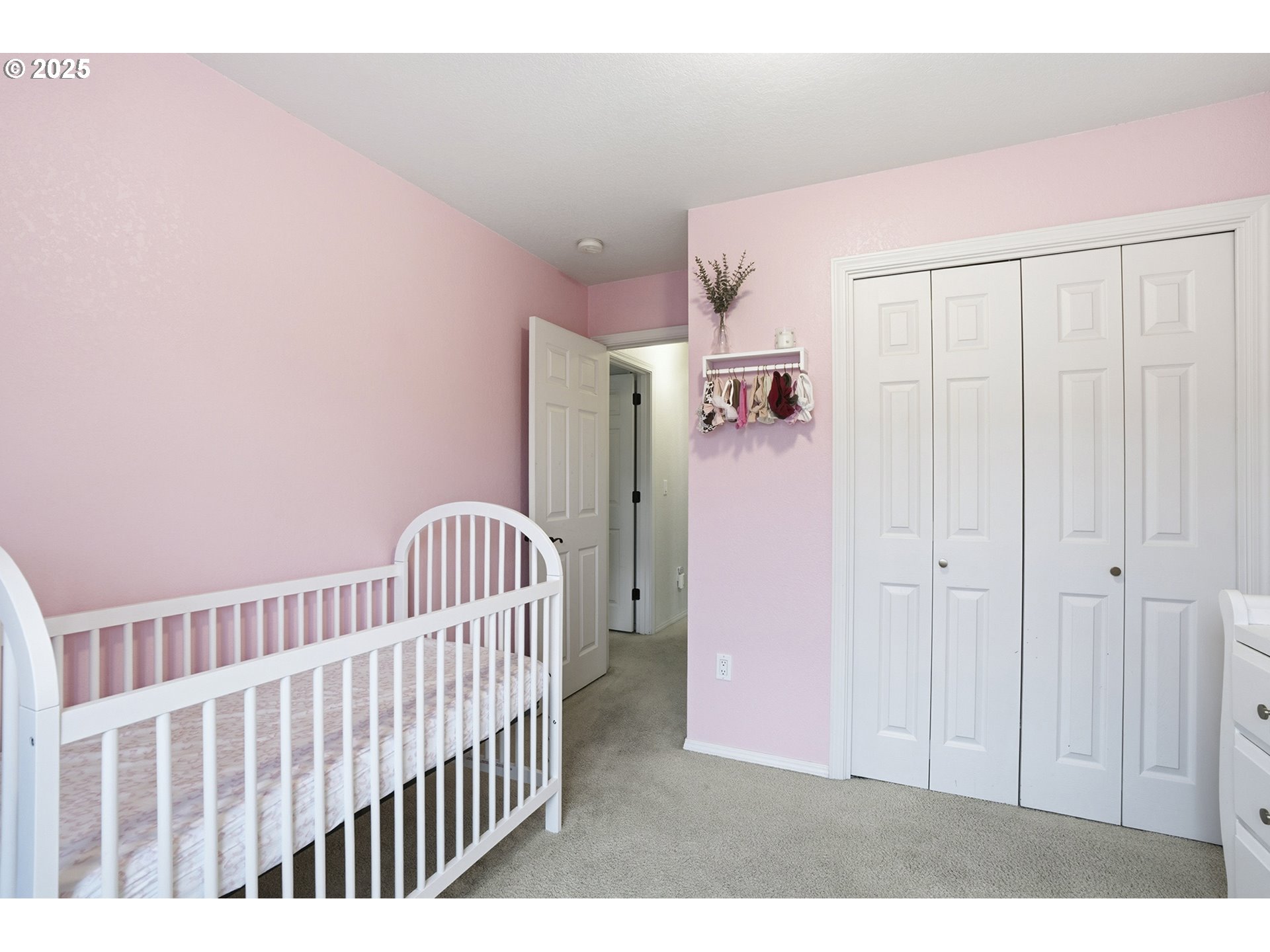 property viewer photo 23