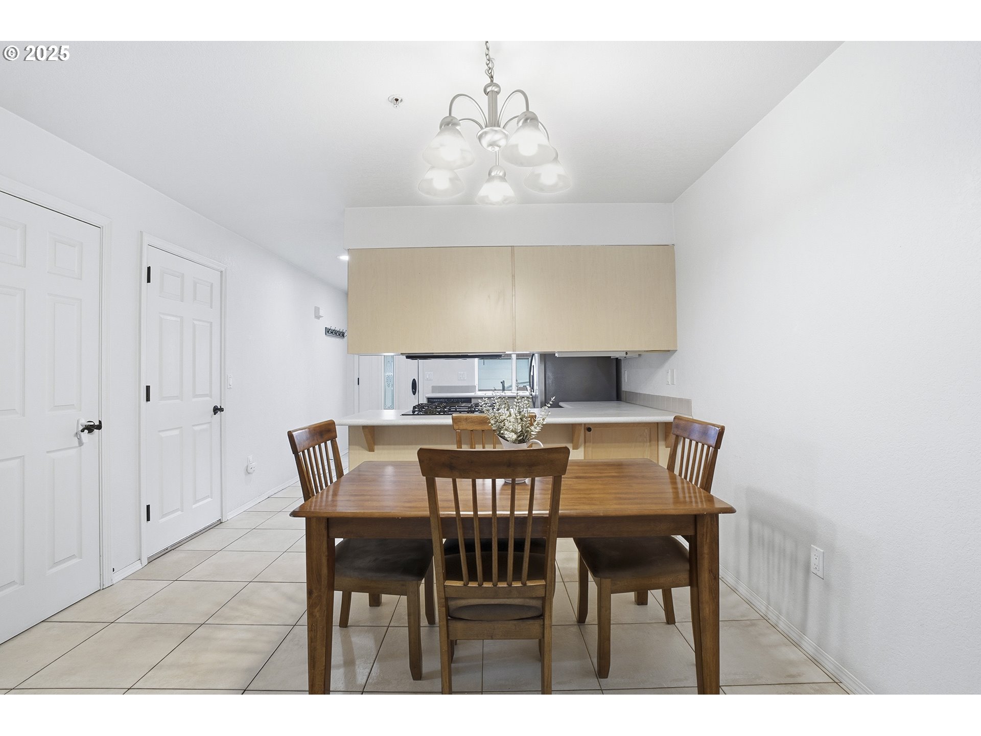 property viewer photo 7