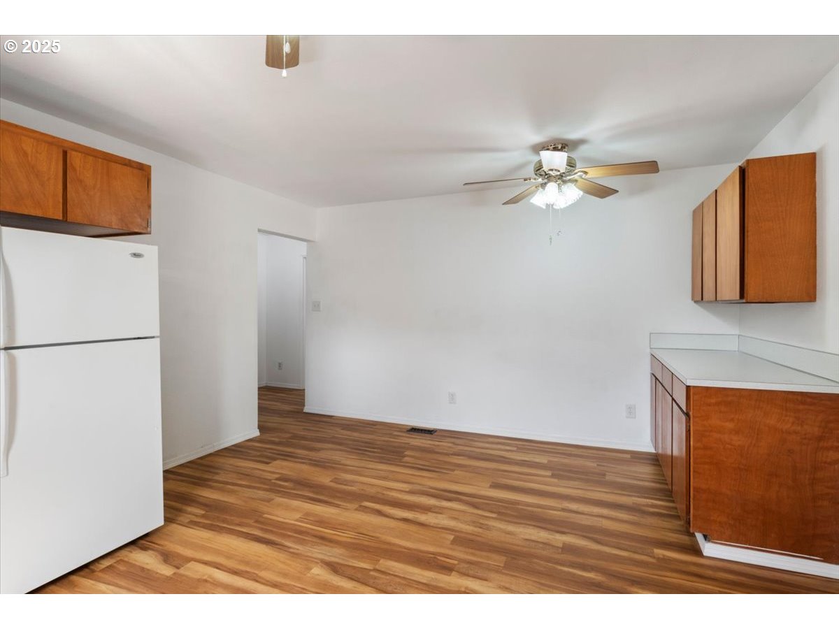 property viewer photo 21