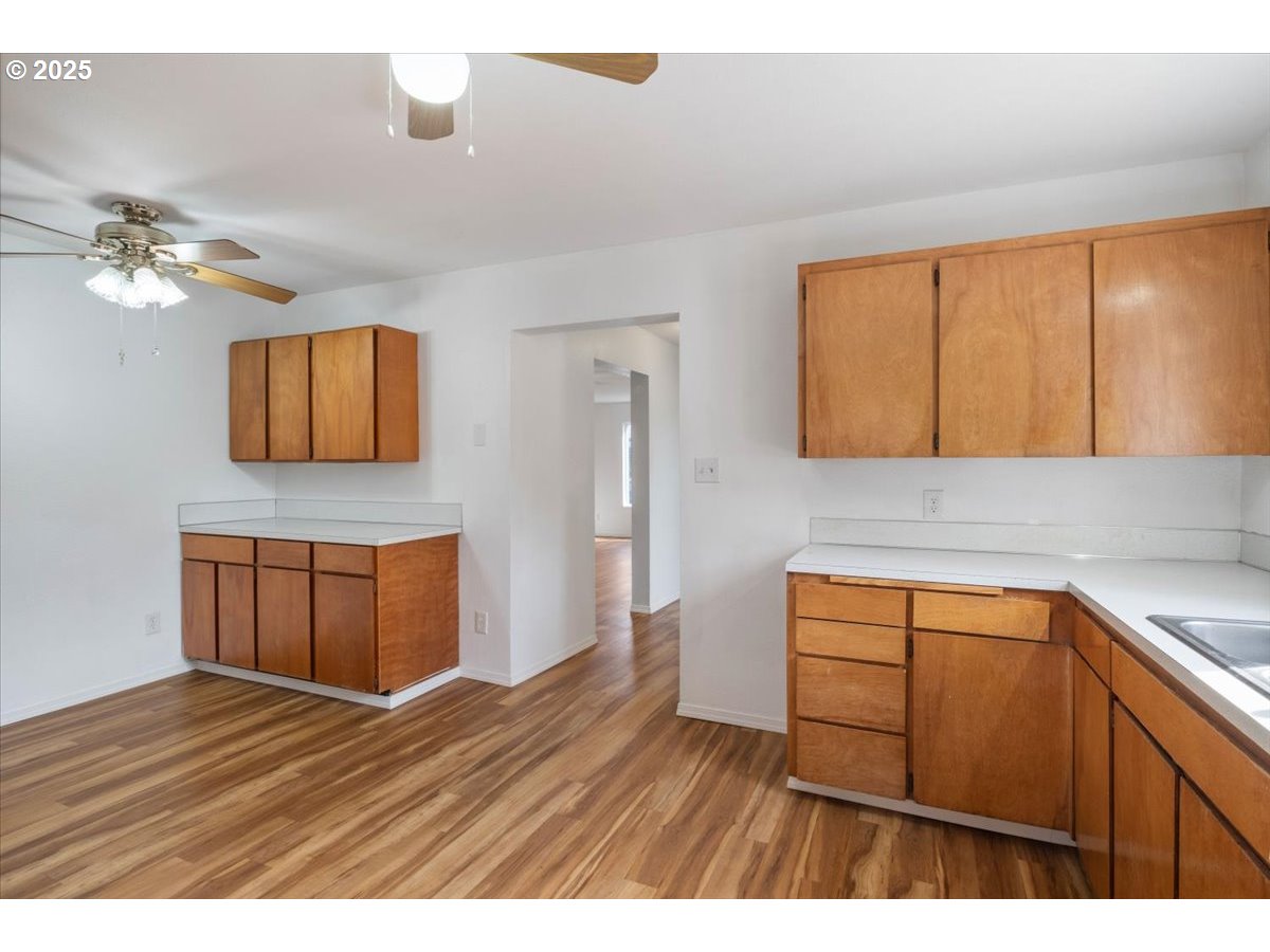 property viewer photo 22
