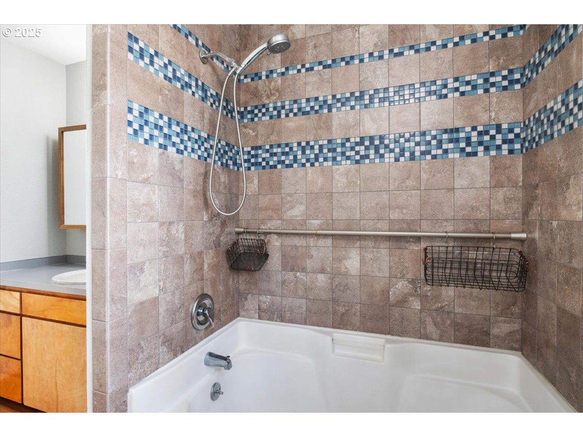 property viewer photo 29