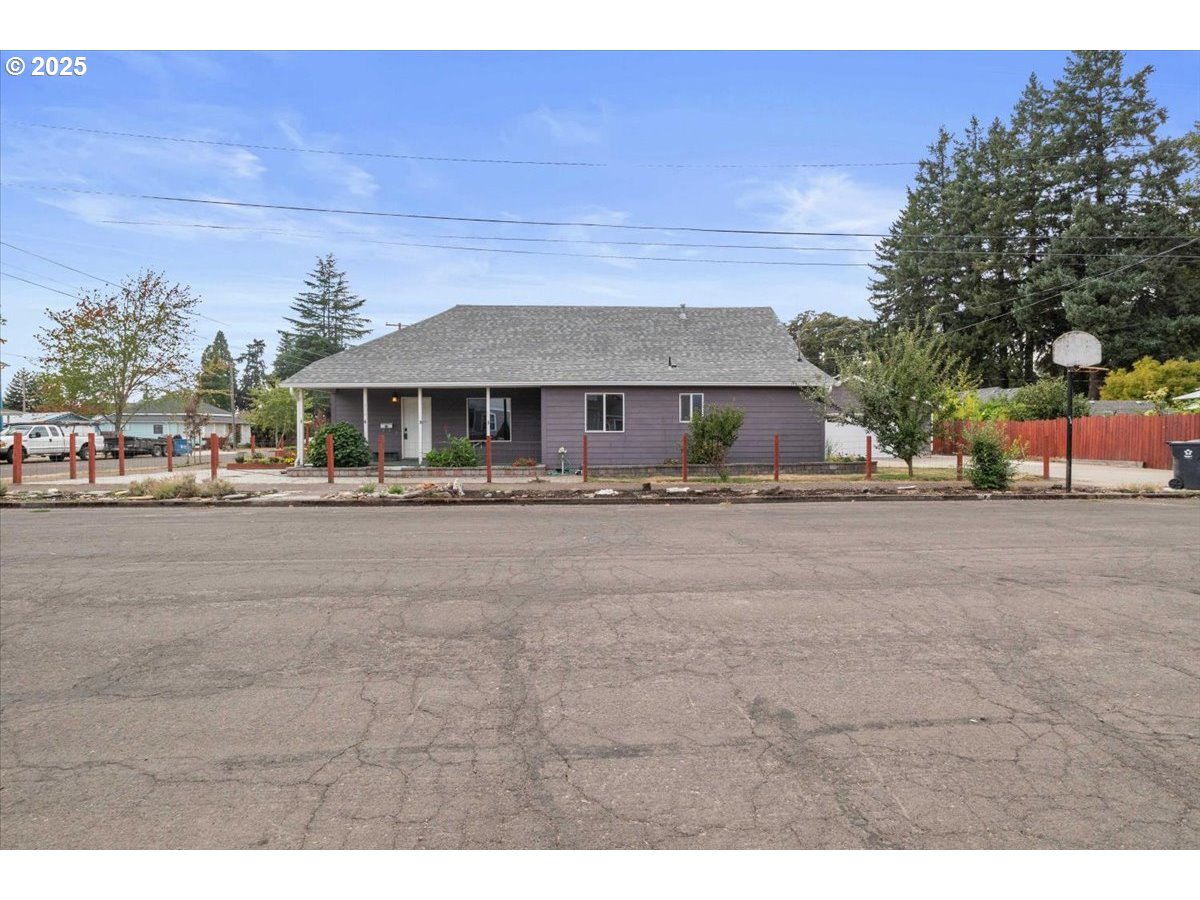 property viewer photo 5