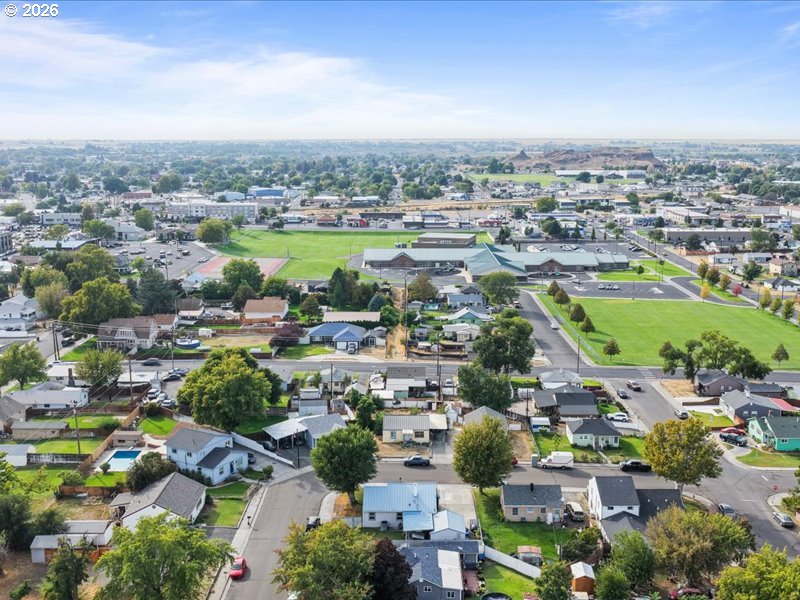 main property photo 34