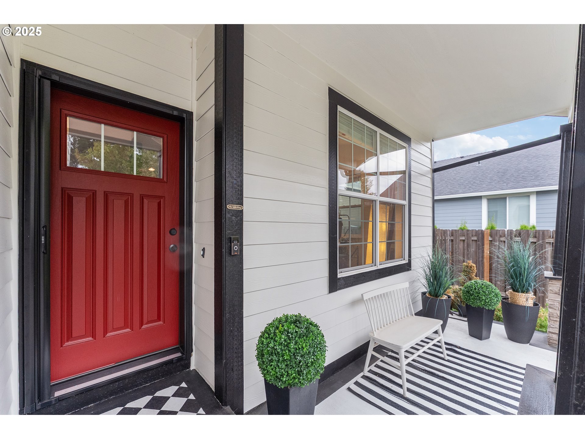 property viewer photo 2