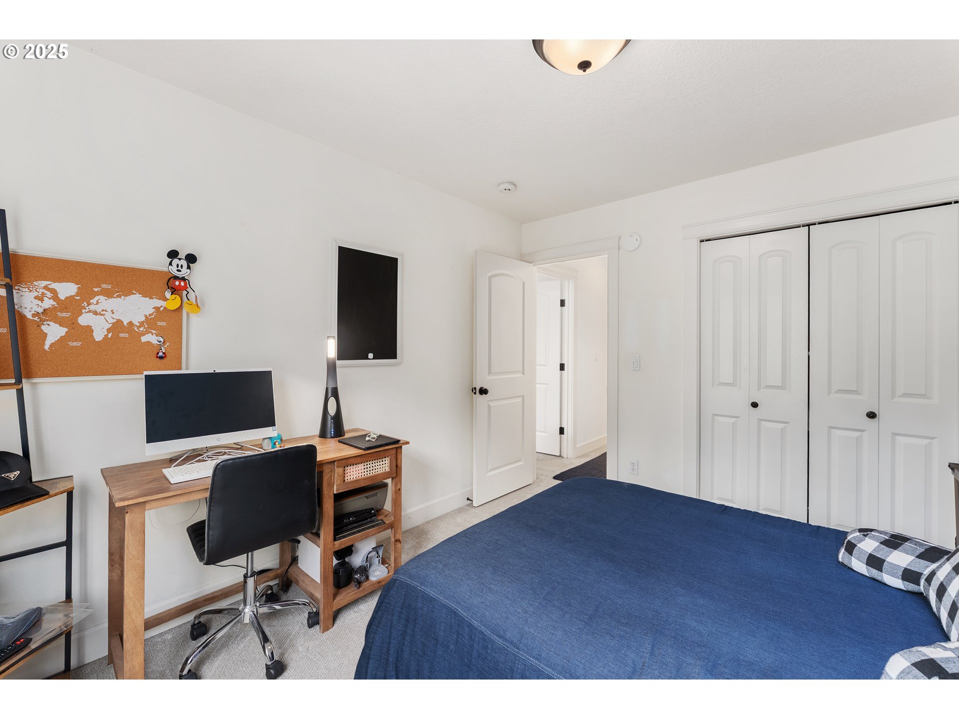property viewer photo 23