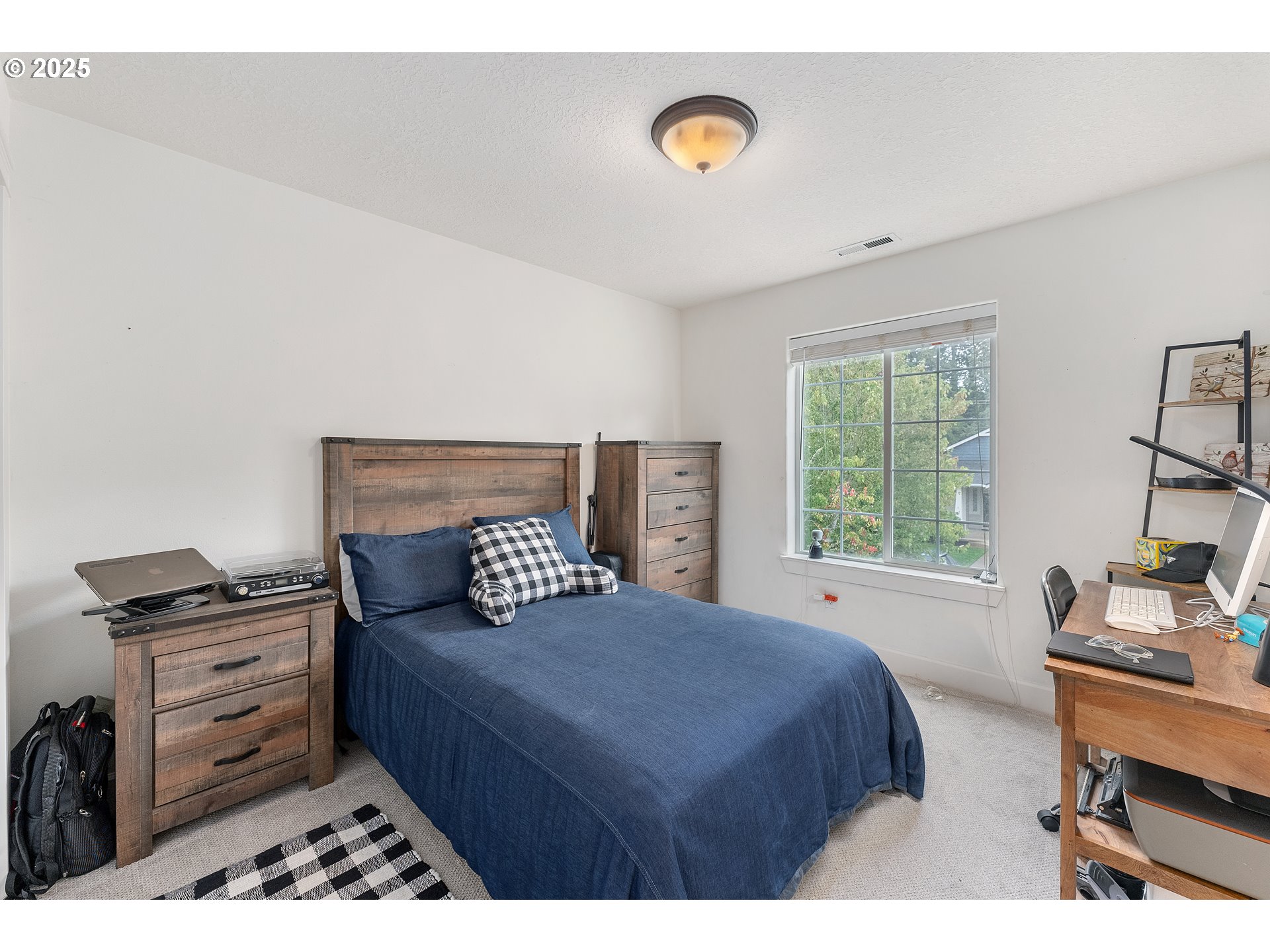 property viewer photo 24