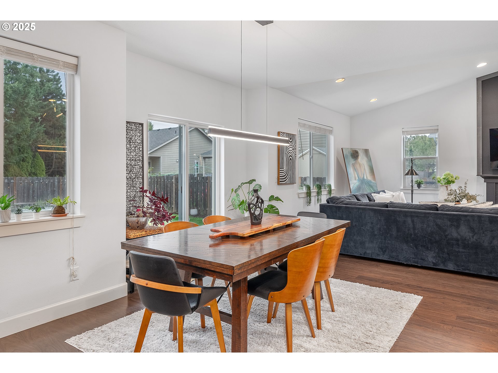 property viewer photo 7