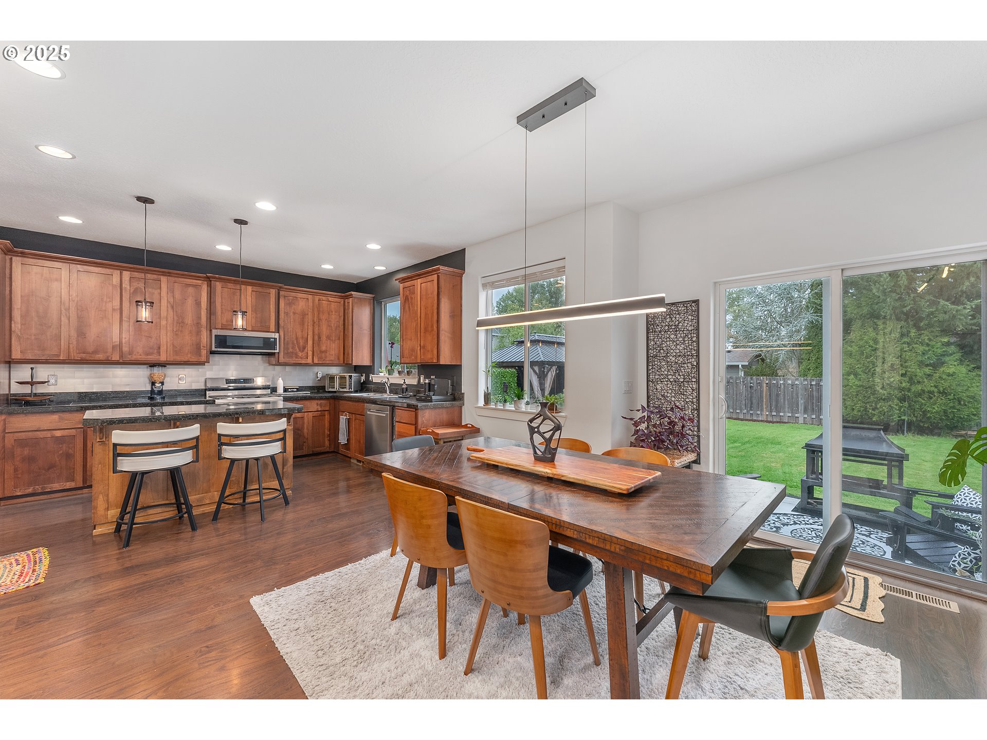 property viewer photo 8