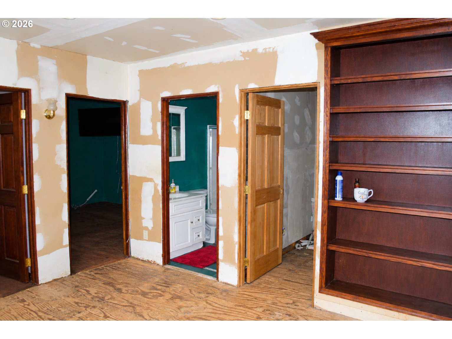 main property photo 3