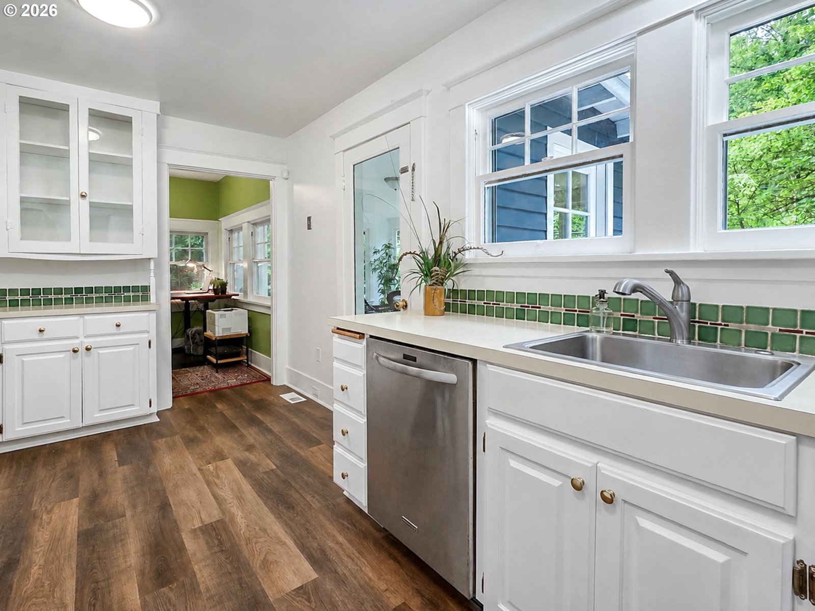 main property photo 20