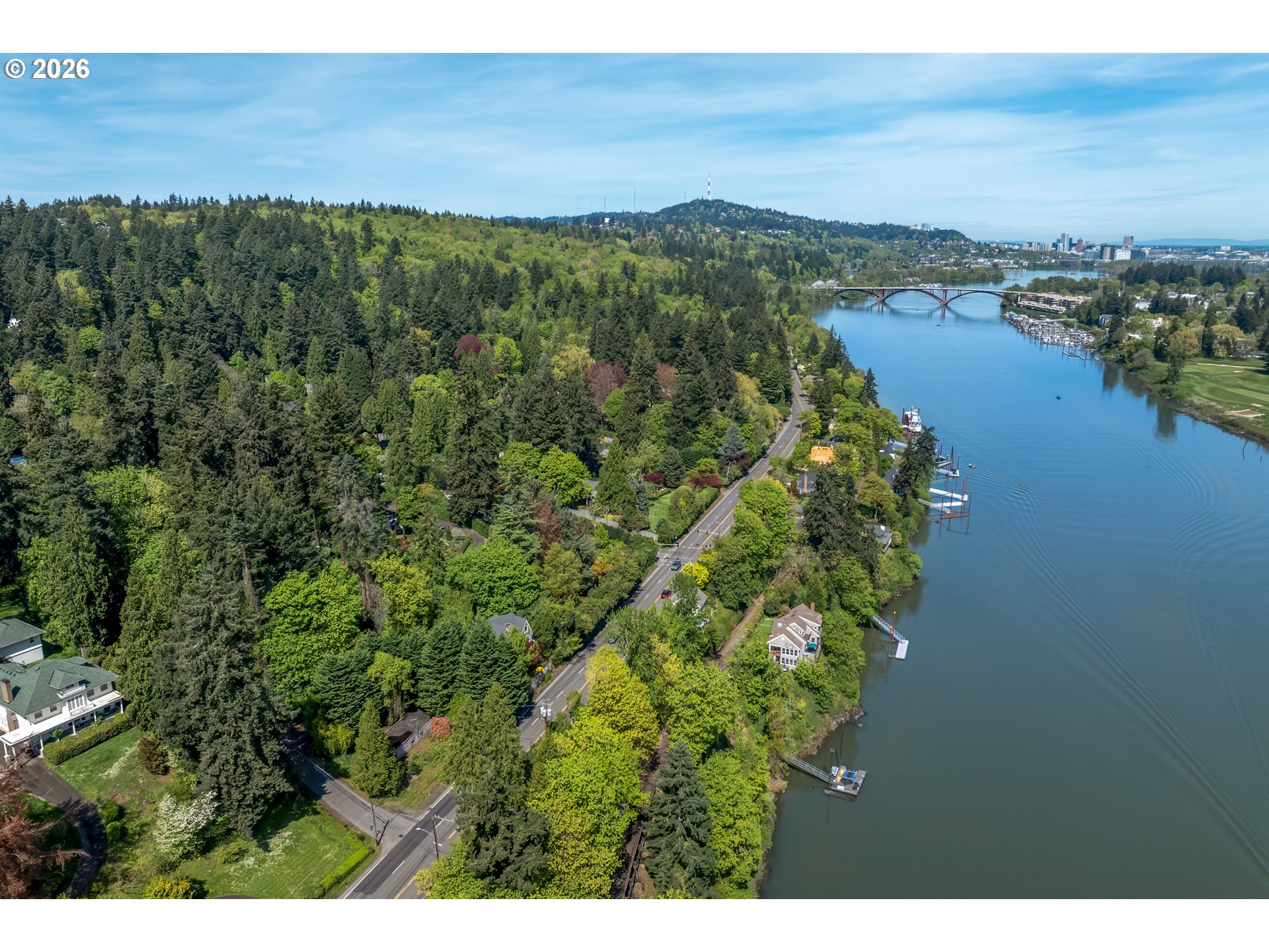 main property photo 4