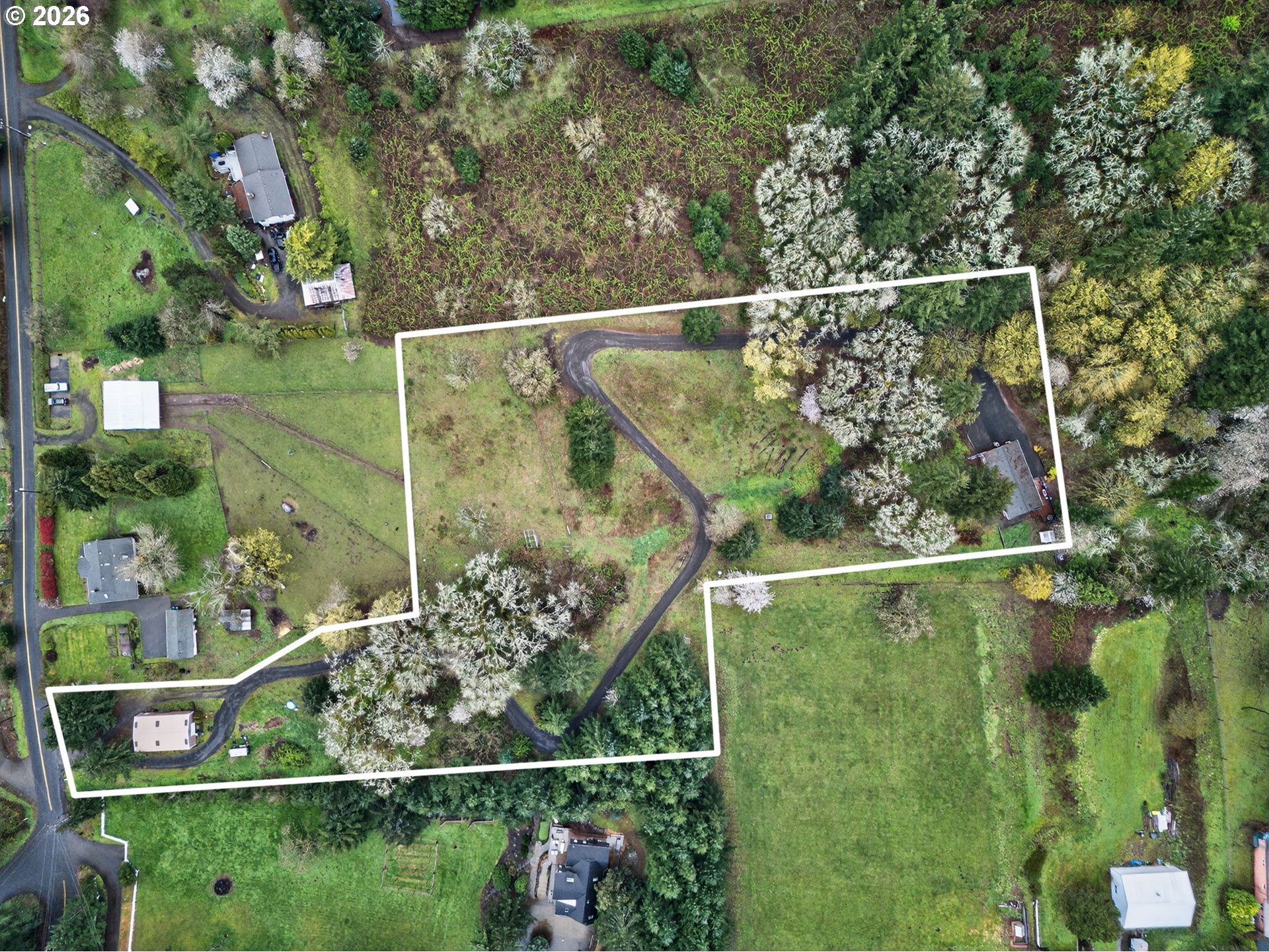 main property photo 45