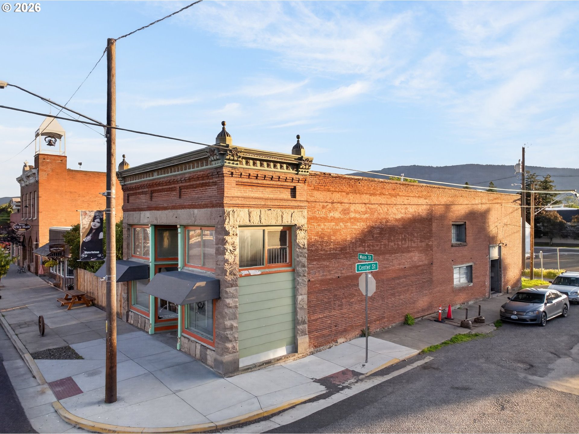 main property photo 1