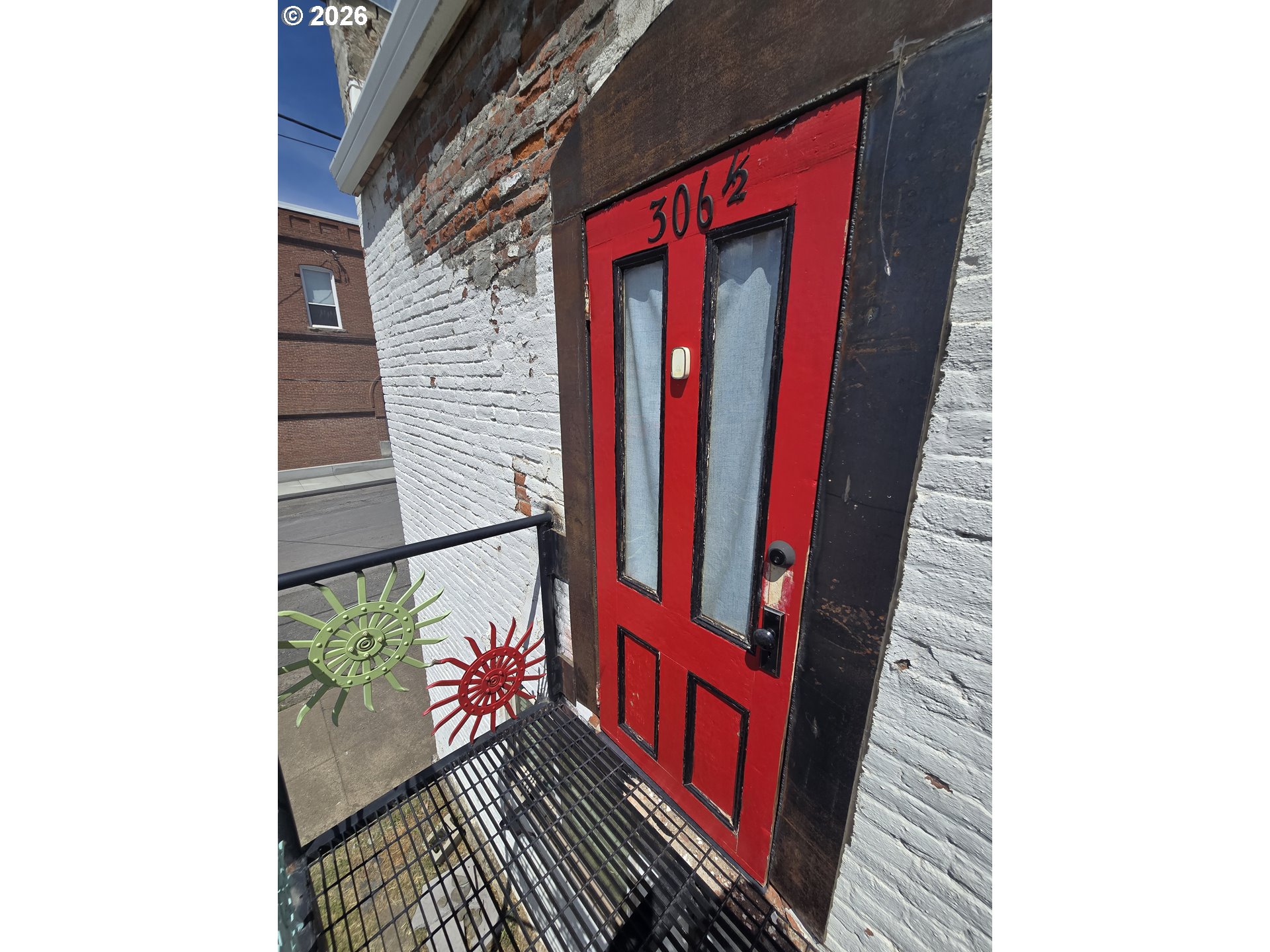 main property photo 16