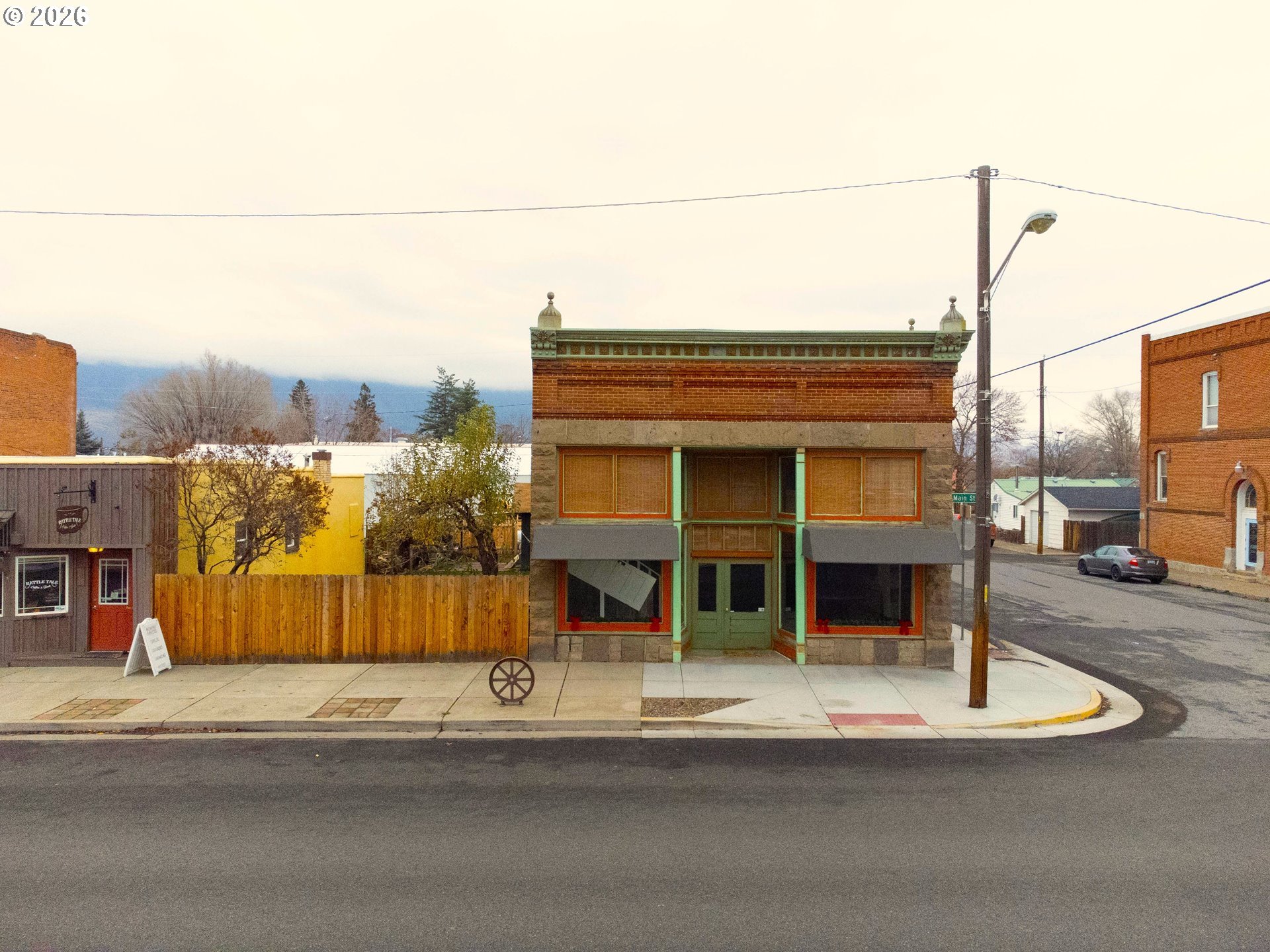 main property photo 35