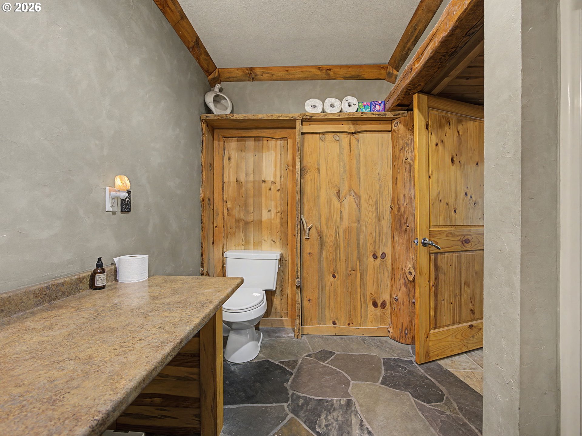 main property photo 22