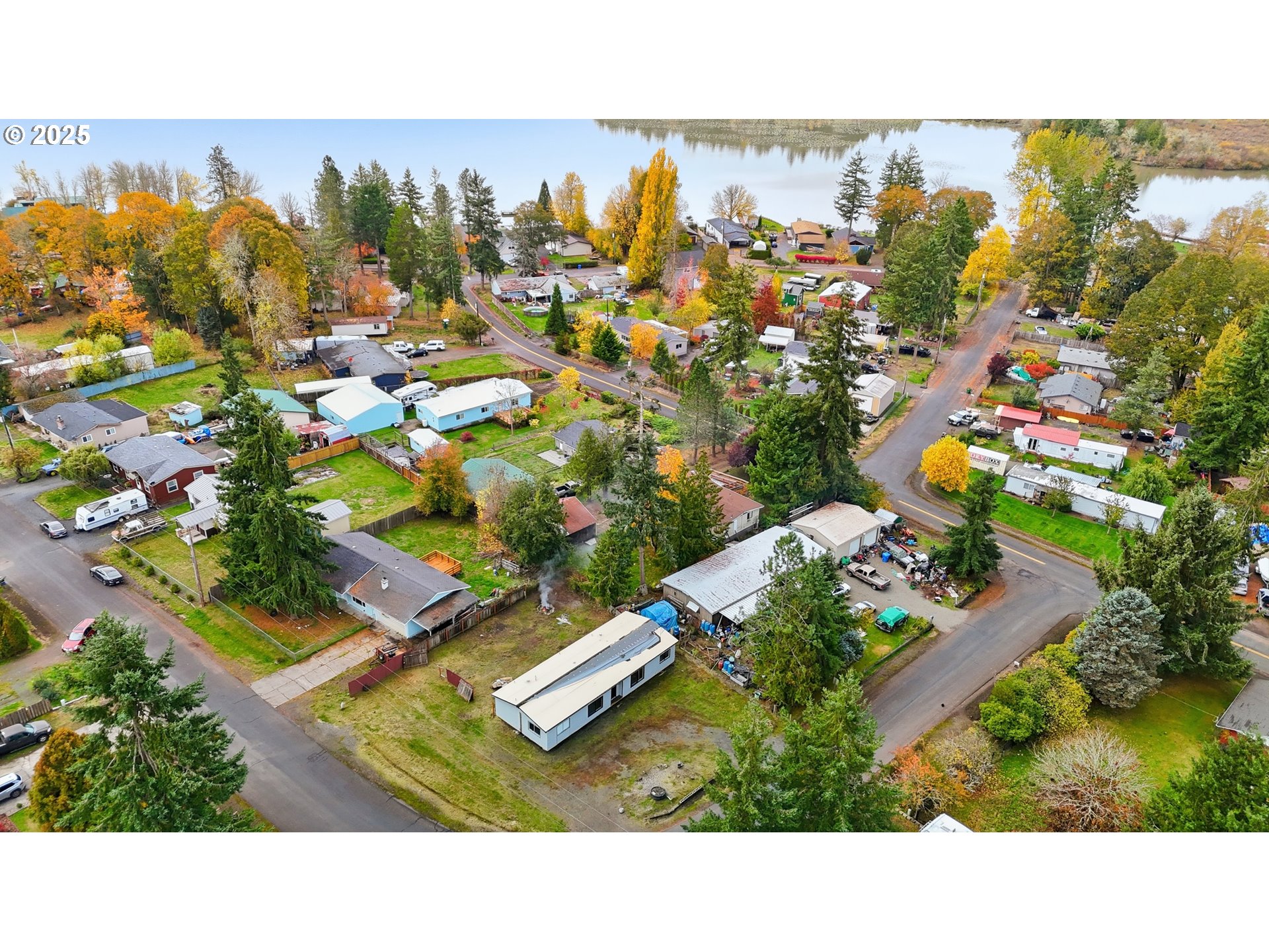 main property photo 14