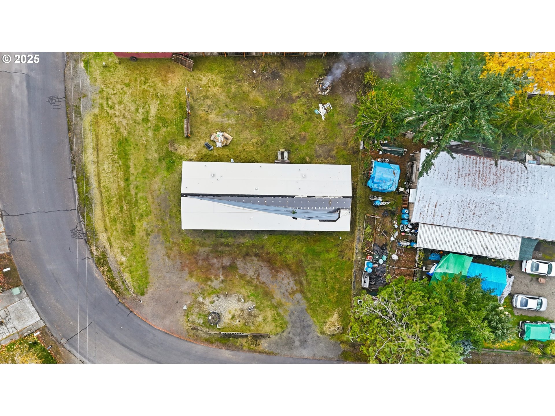main property photo 9
