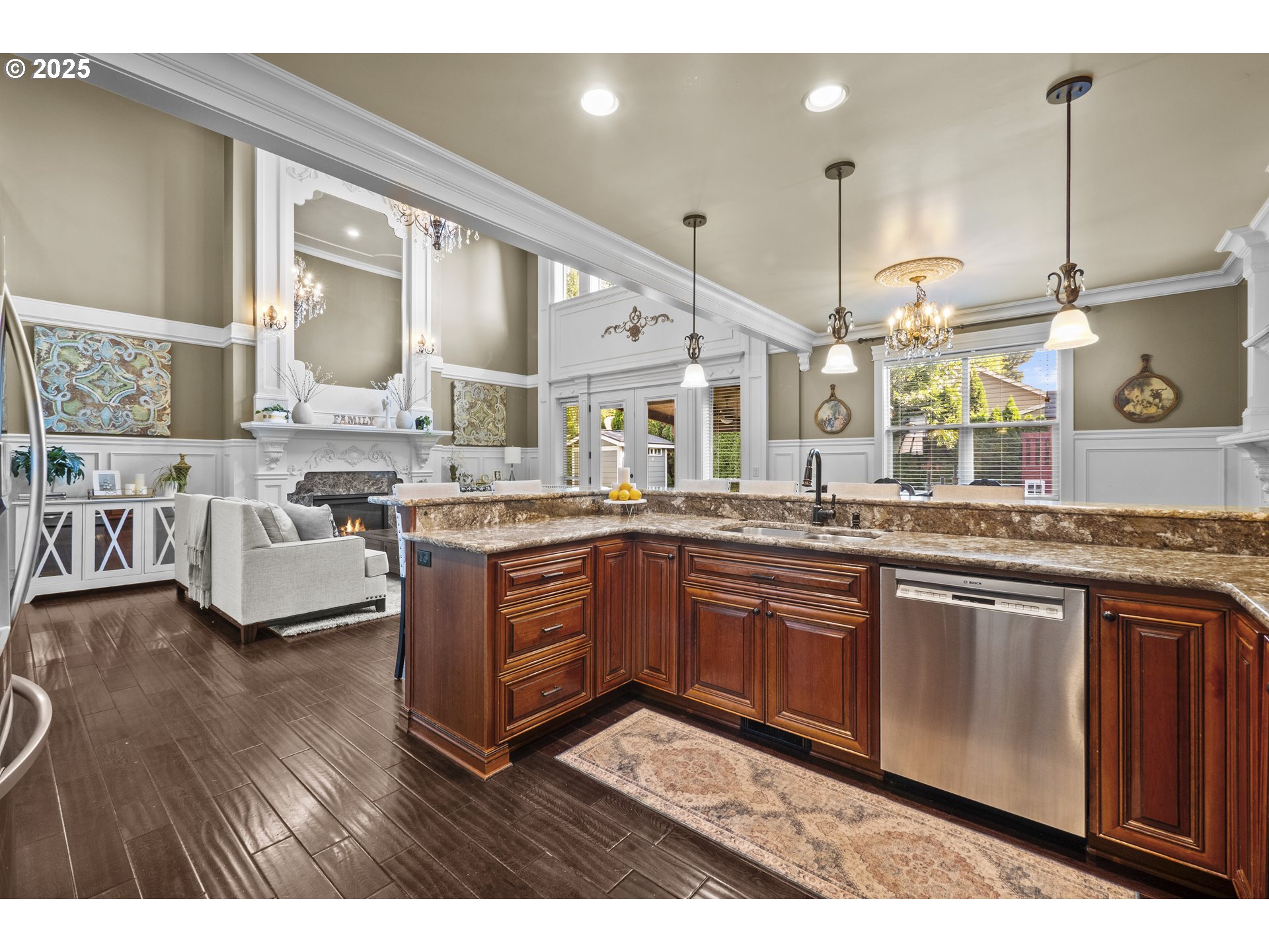 property viewer photo 10