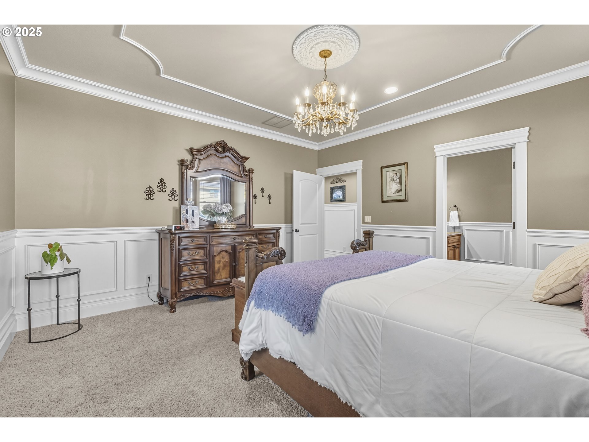 property viewer photo 12