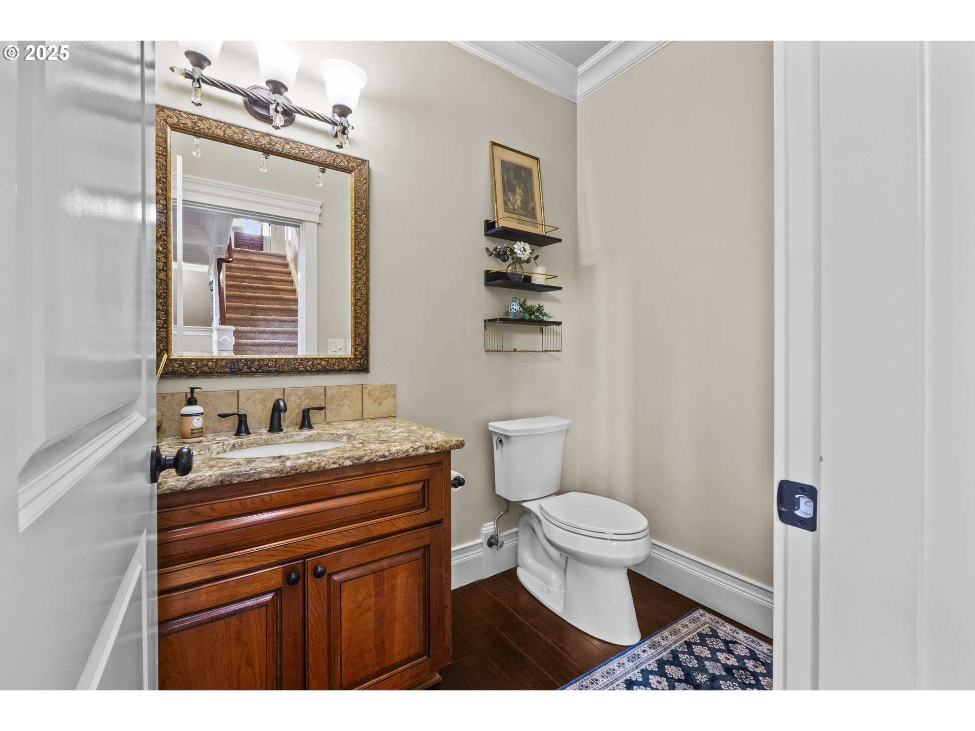 property viewer photo 17