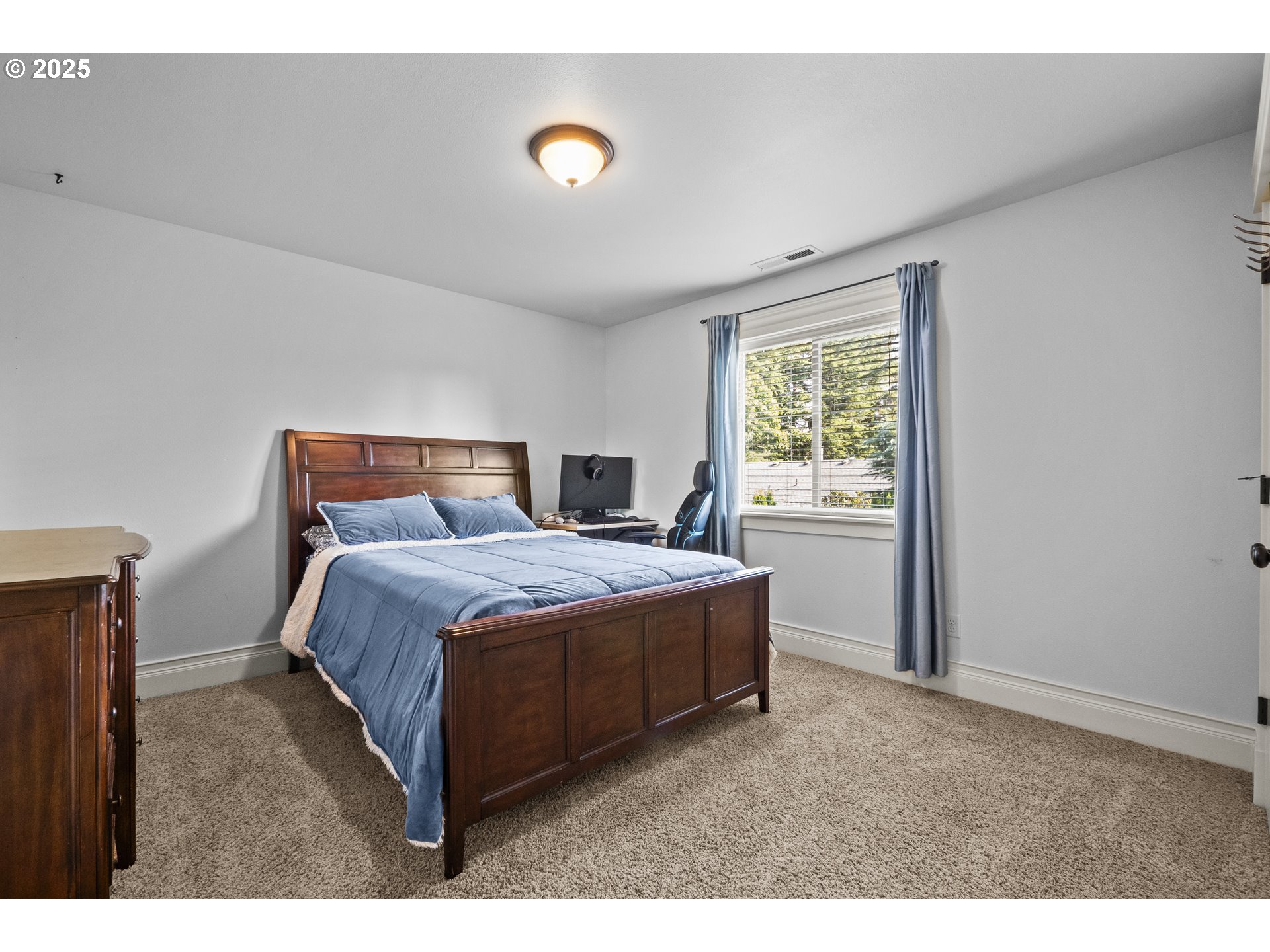 property viewer photo 21