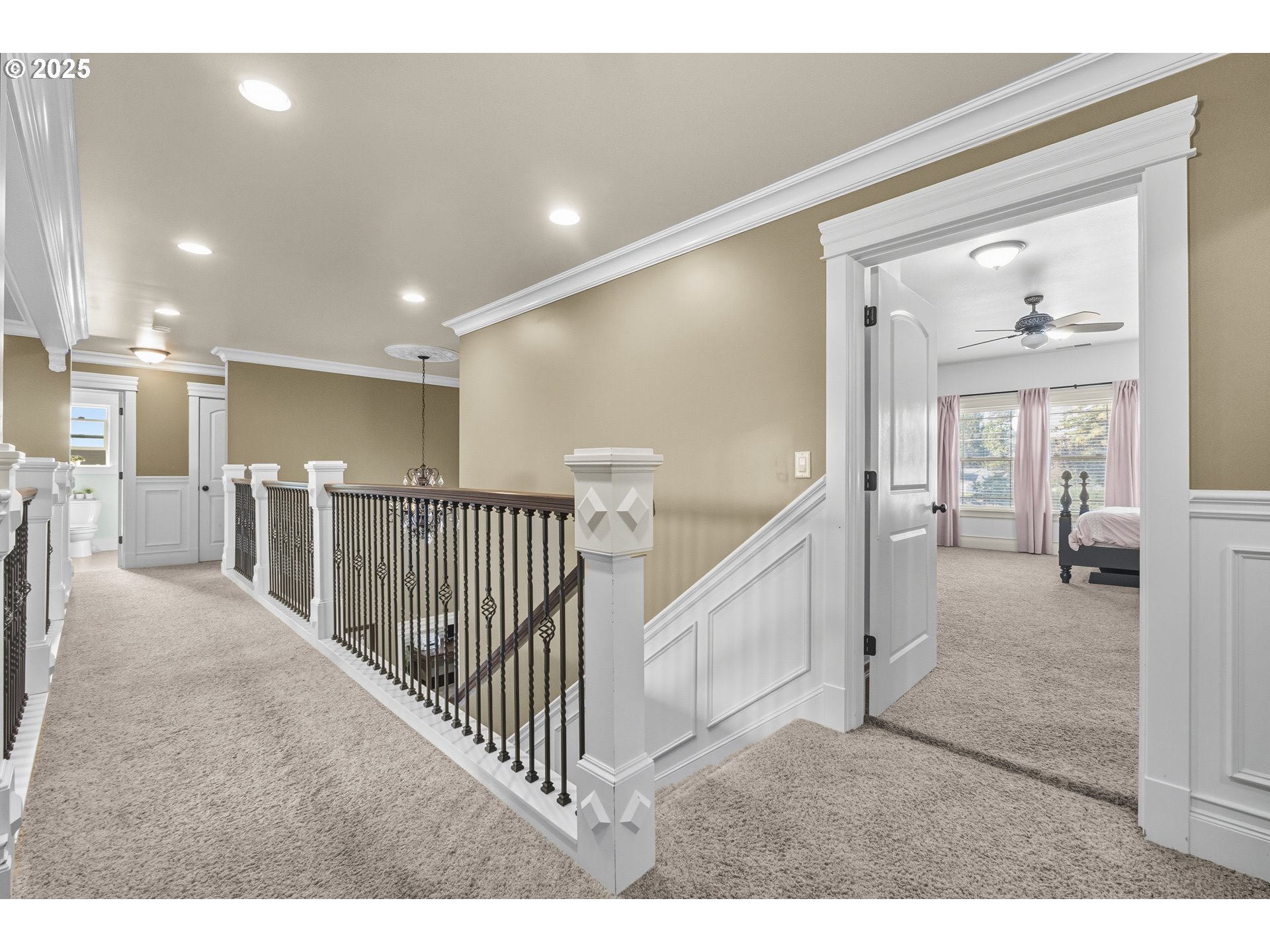 property viewer photo 24
