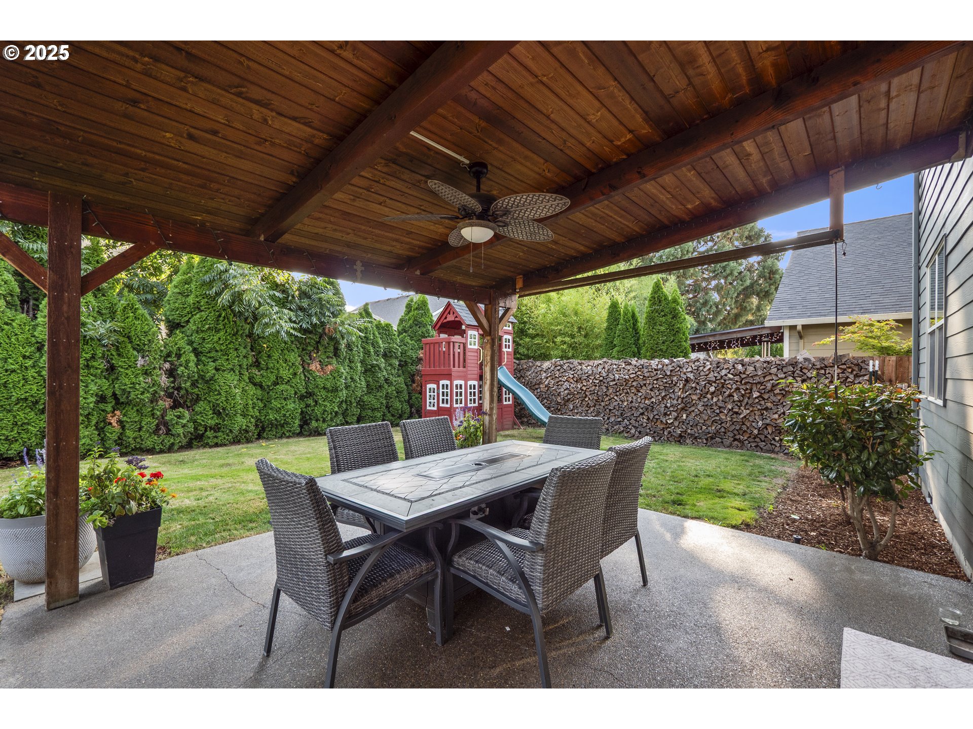 property viewer photo 29