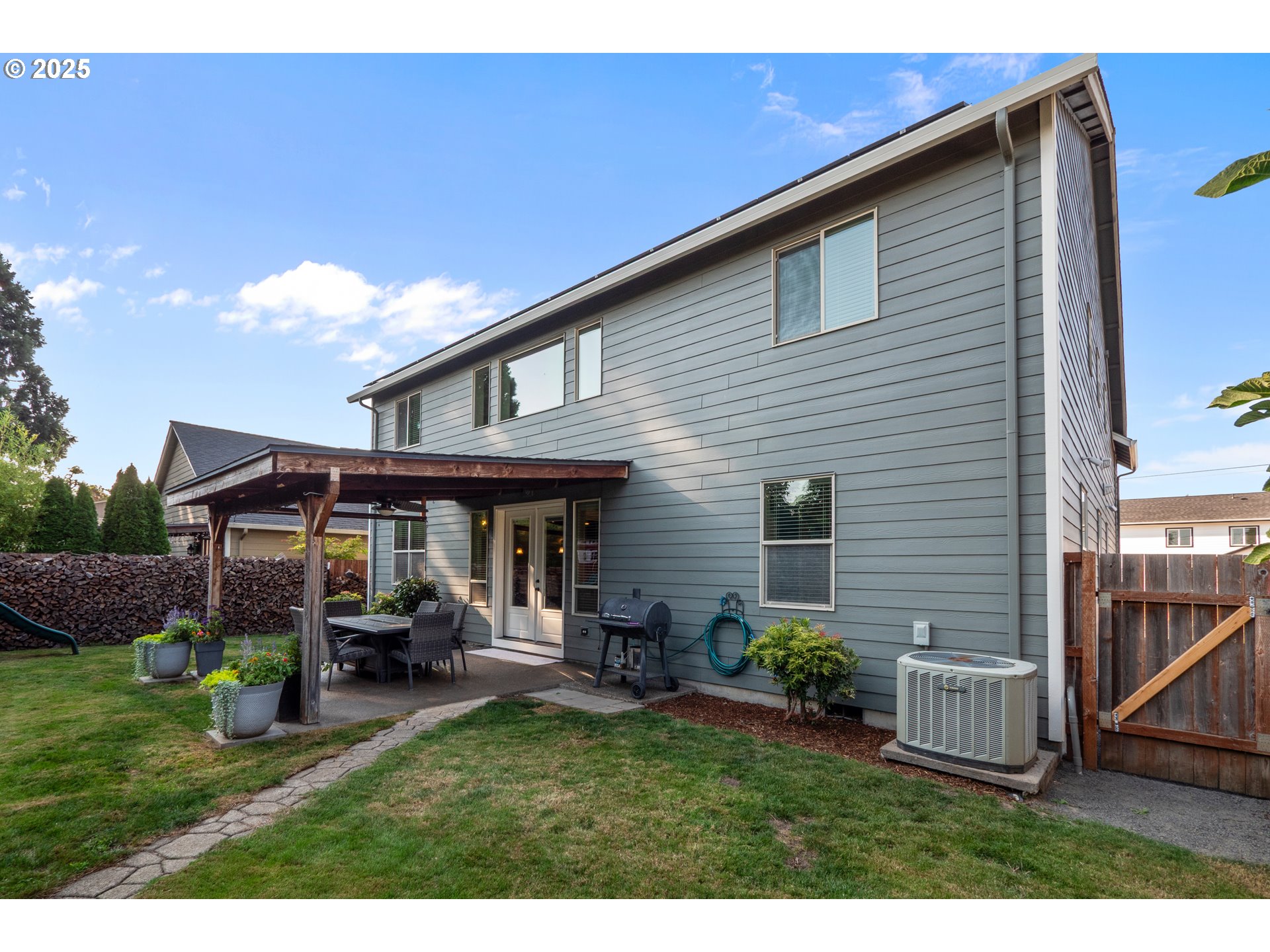 property viewer photo 30